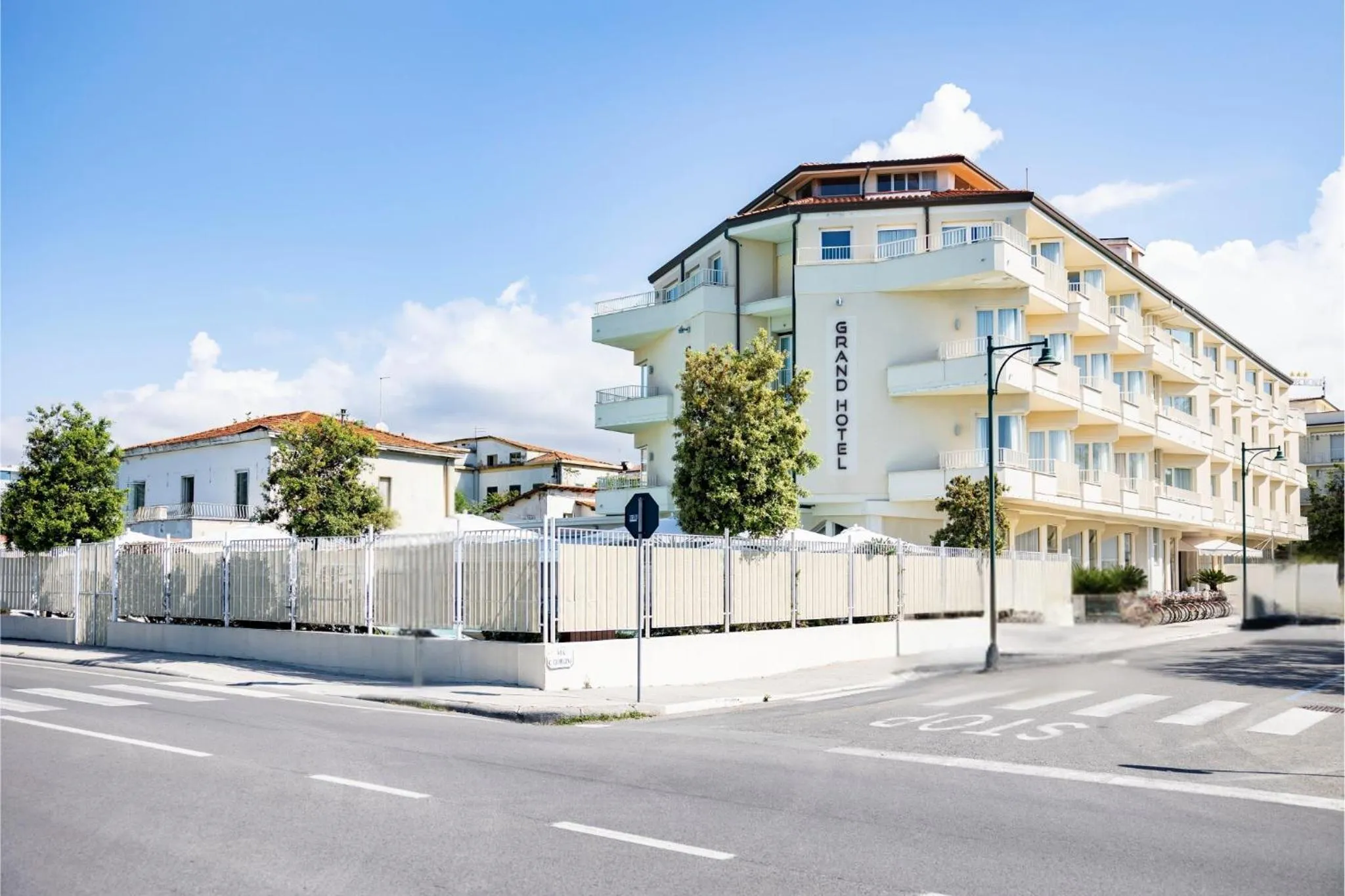 Facade/entrance in Grand Hotel