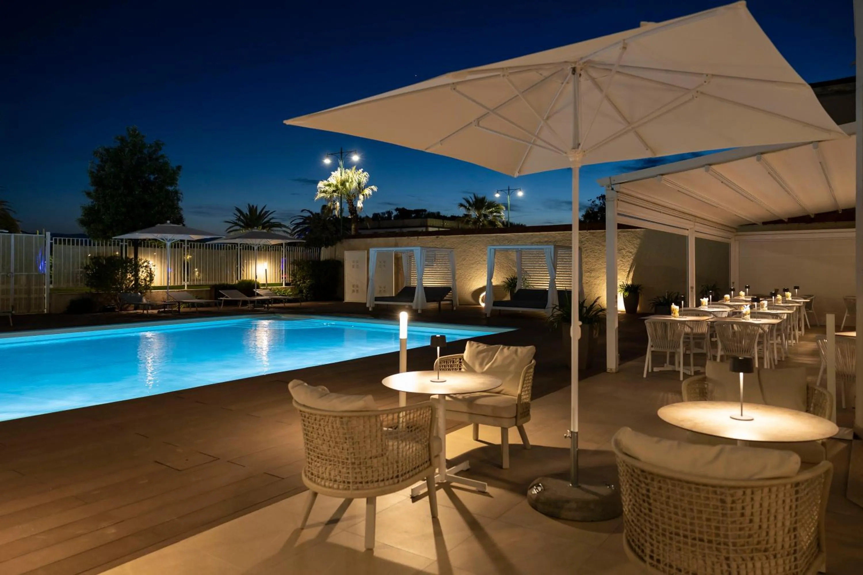 Patio in Grand Hotel