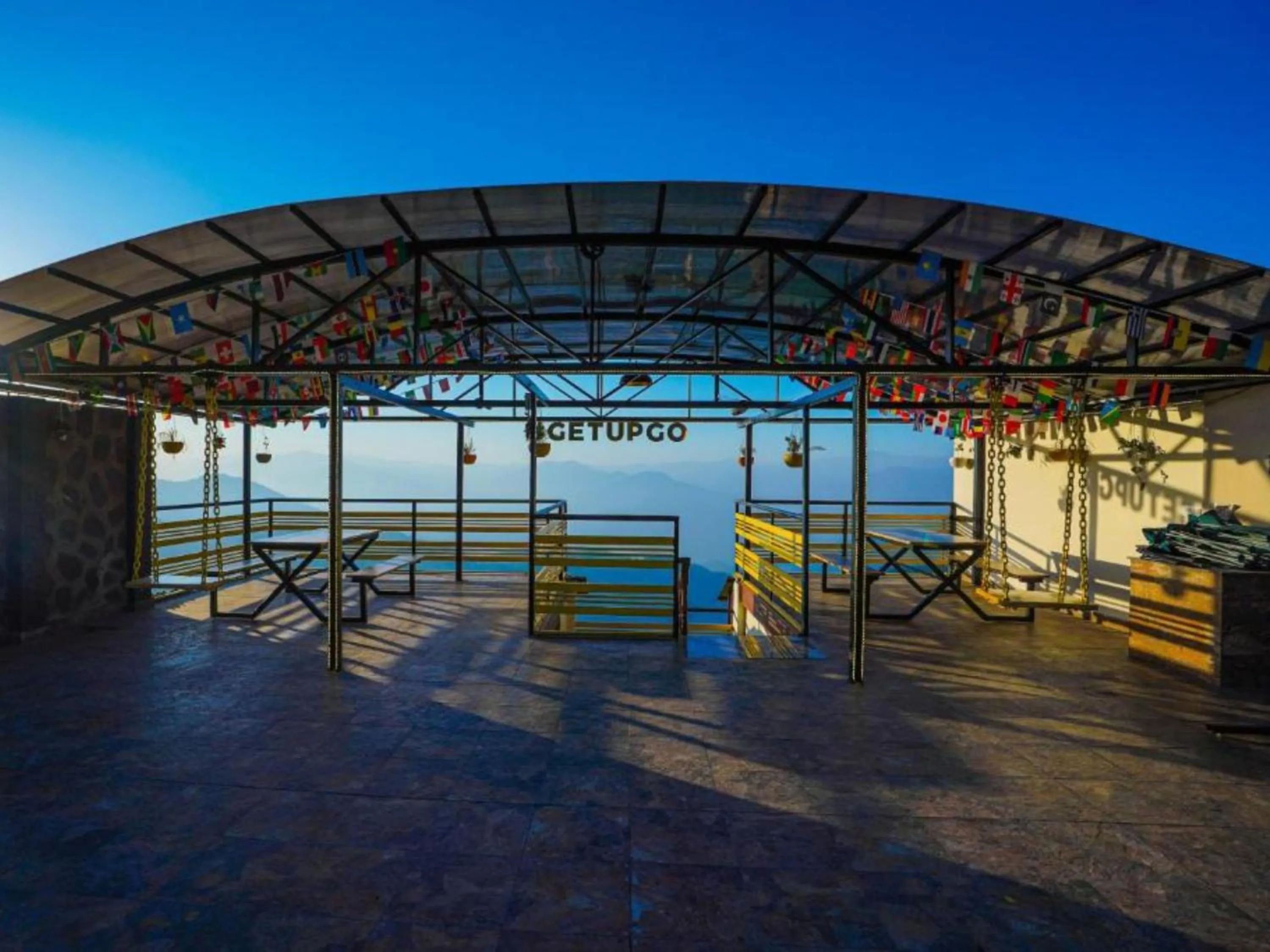 Facade/entrance in The Hosteller Kufri, Shimla