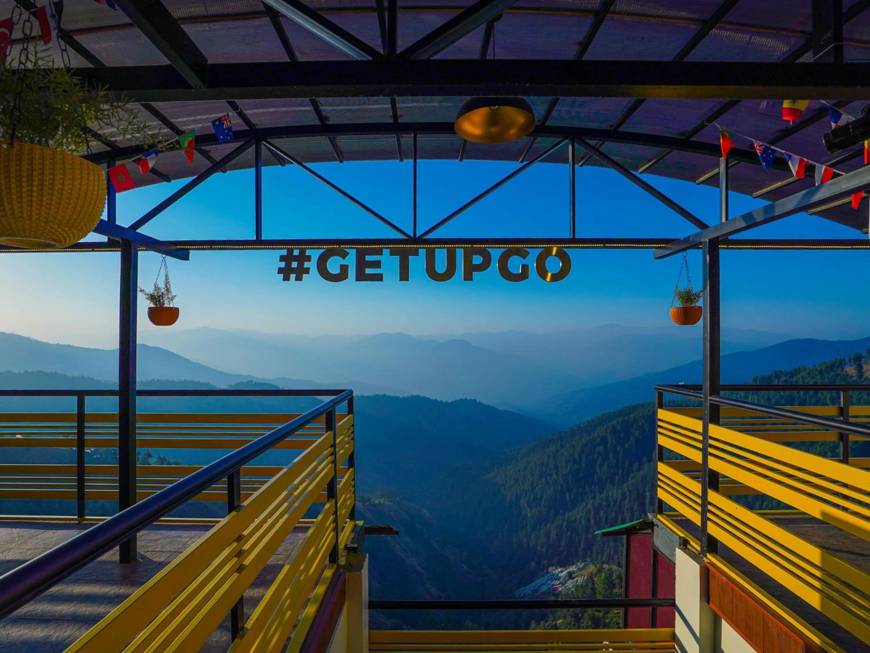 Natural landscape in The Hosteller Kufri, Shimla