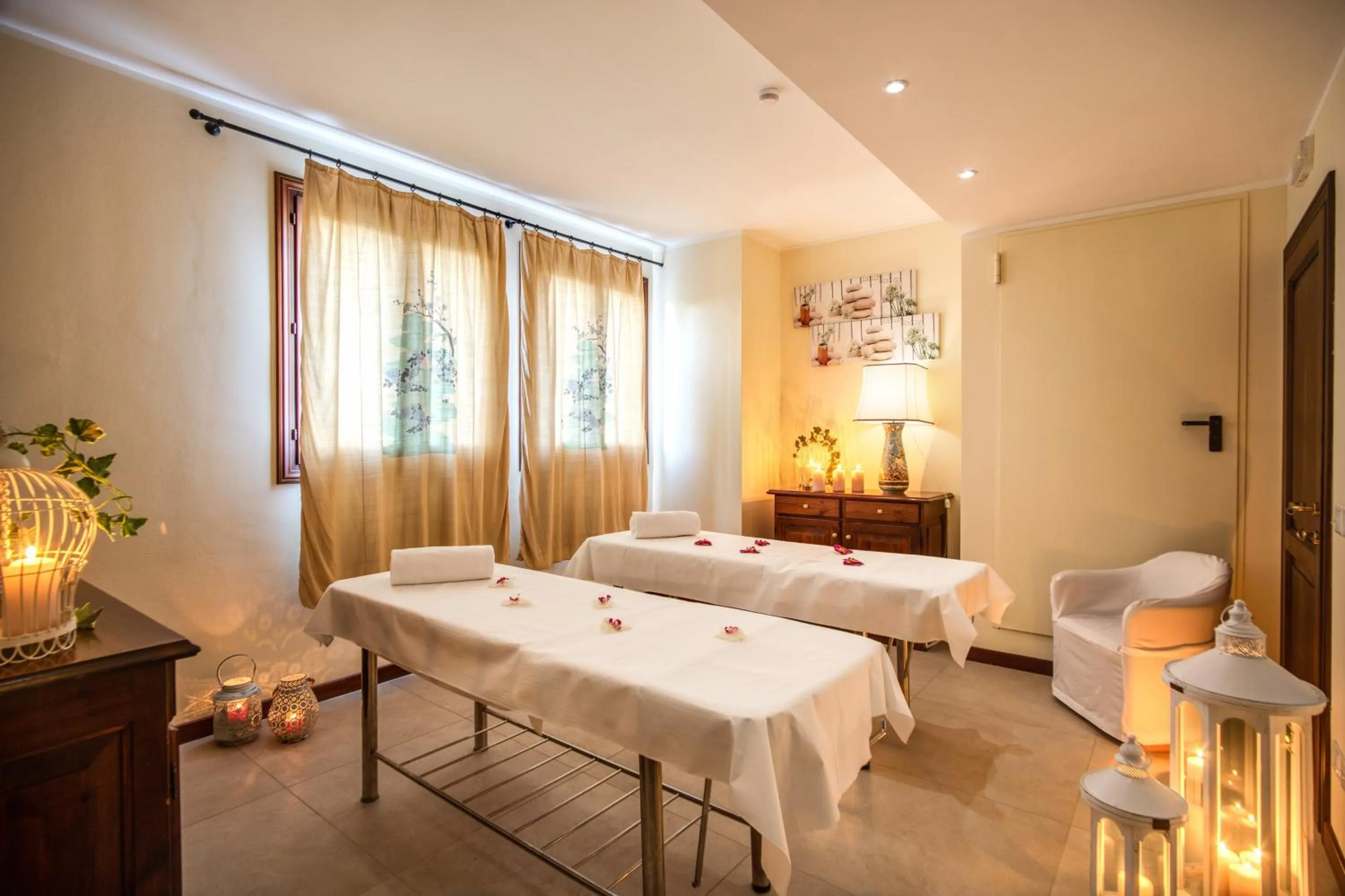 Massage in Abbazia Collemedio Resort & Spa