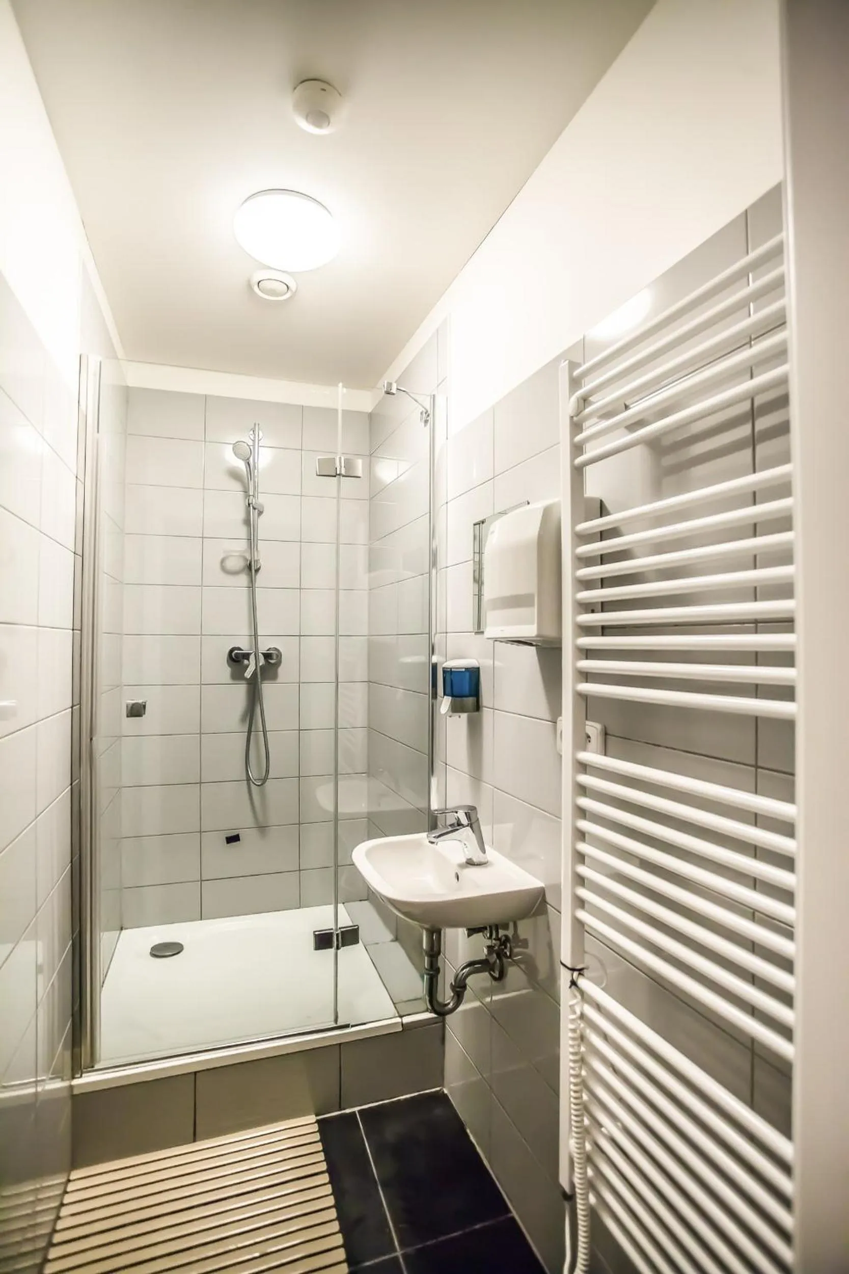 Bathroom in Ahoy! Hostel