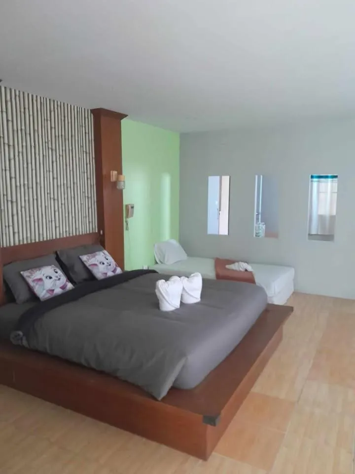 Bed in Green Beach Pattaya