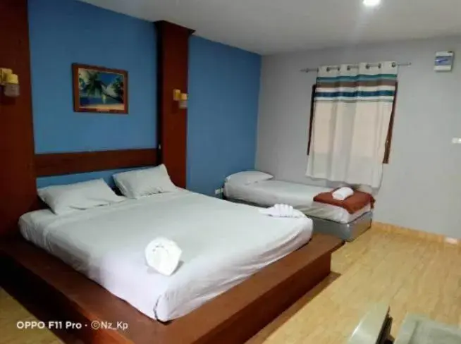 Superior Triple Room in Green Beach Pattaya Superior Triple Room in Green Beach Pattaya