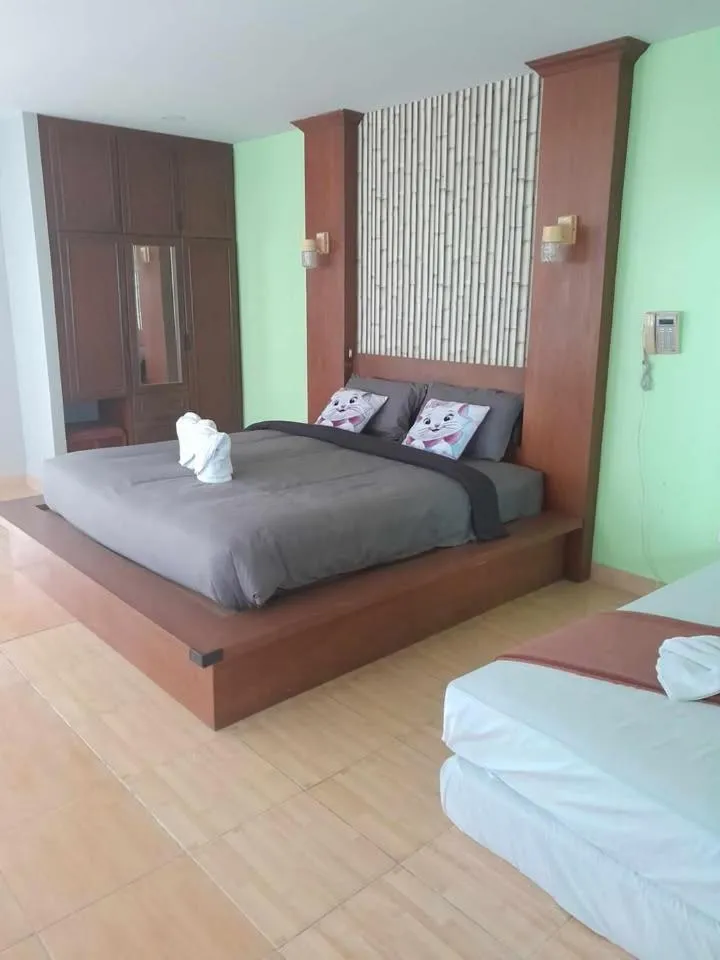 Bed in Green Beach Pattaya