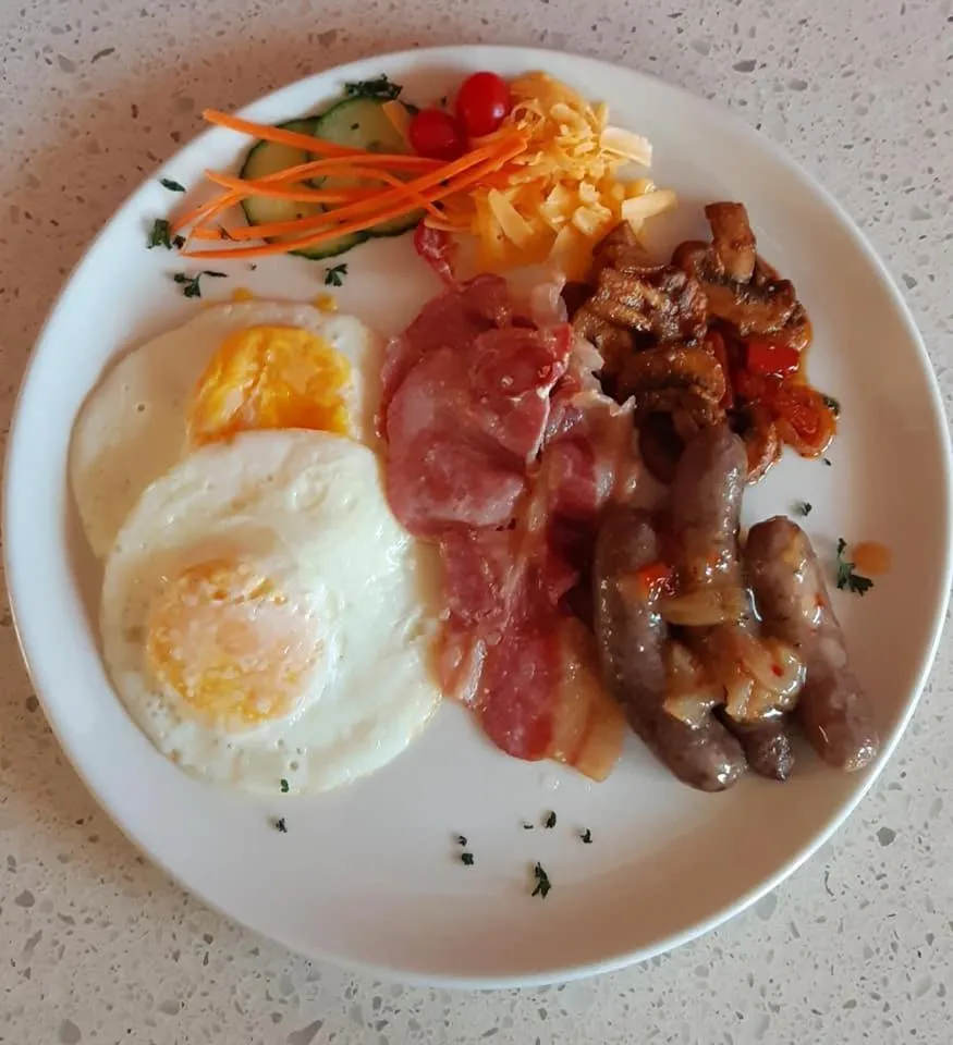 Food in Bhotani-on-Bax