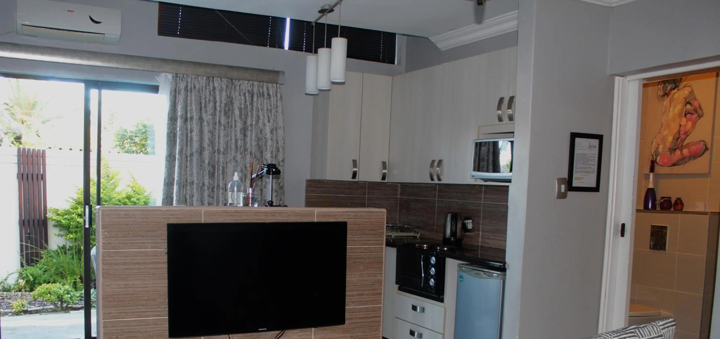 Garden view in Bhotani-on-Bax