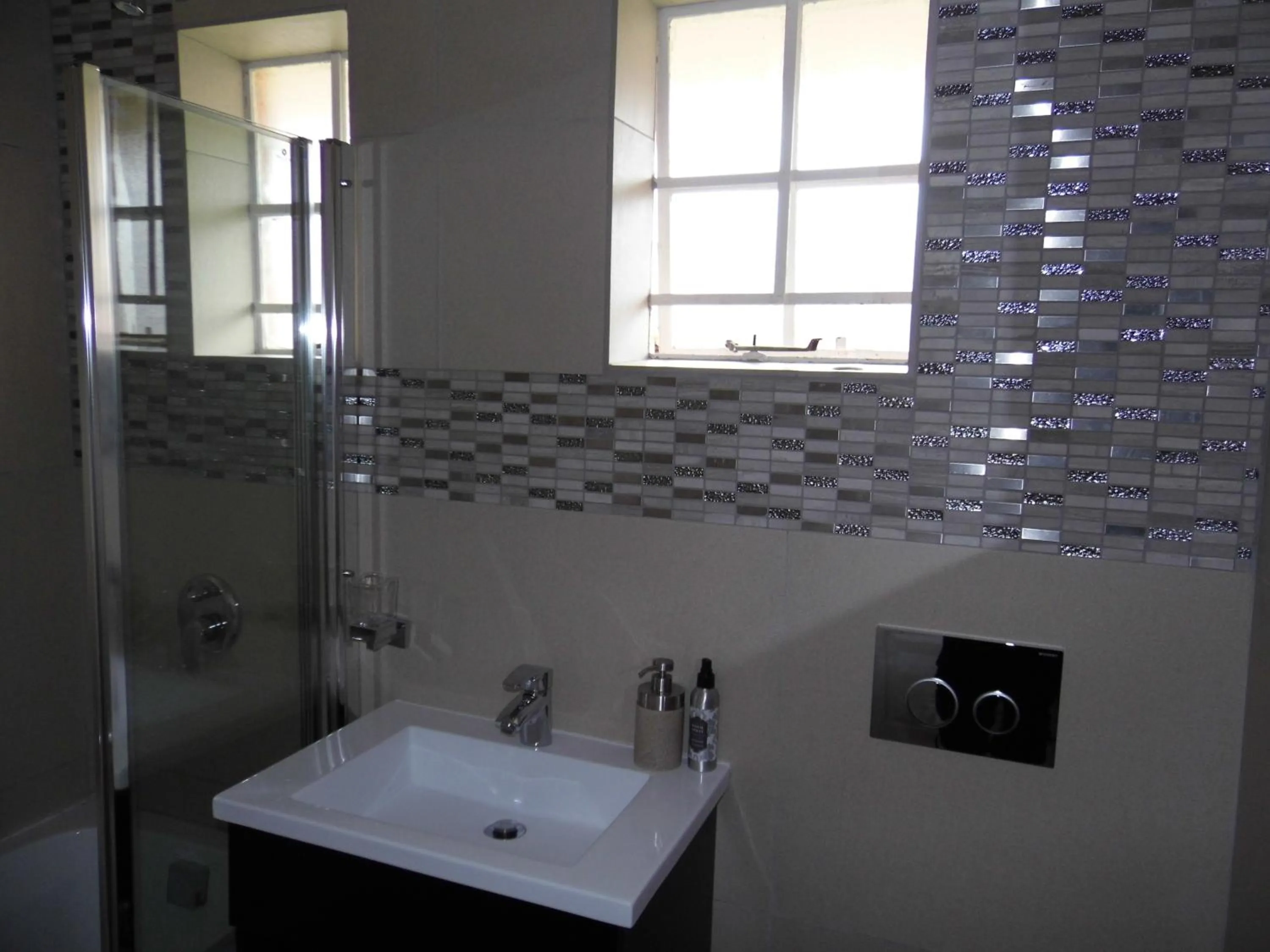 Bathroom in Bhotani-on-Bax