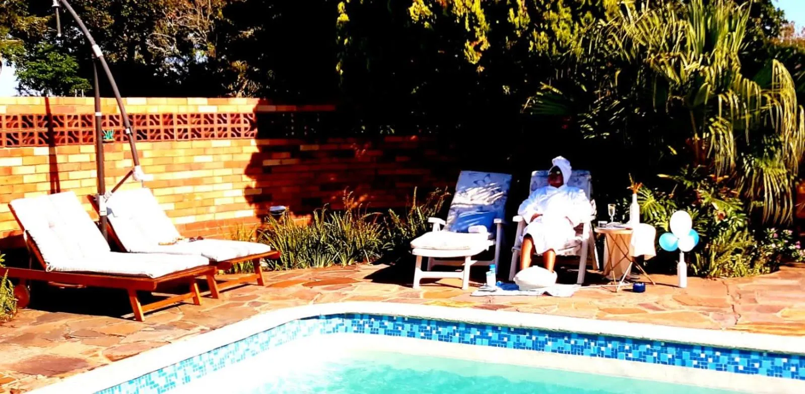 Swimming pool in Bhotani-on-Bax