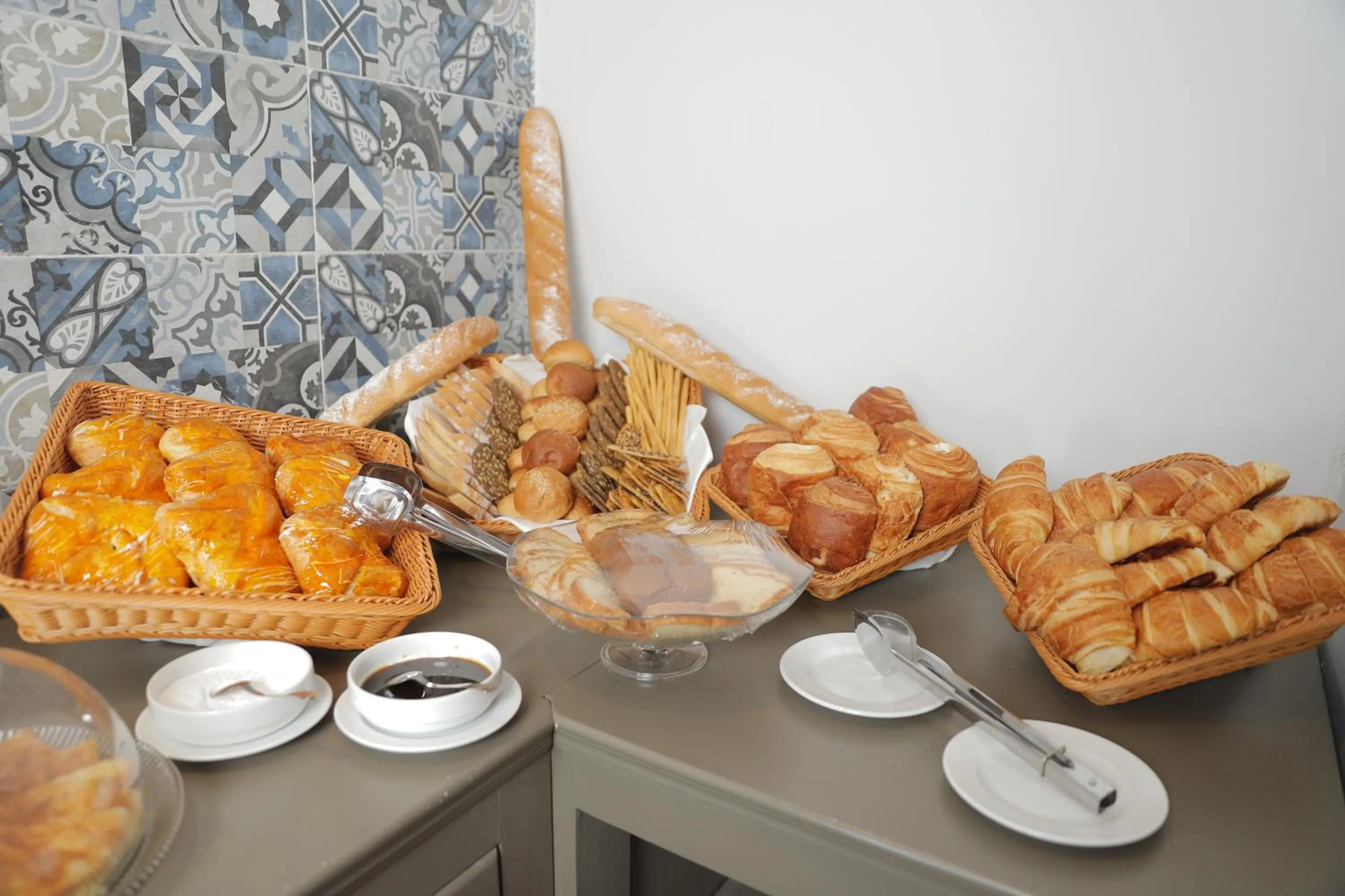 Buffet breakfast in Pyramids Oasis Hotel