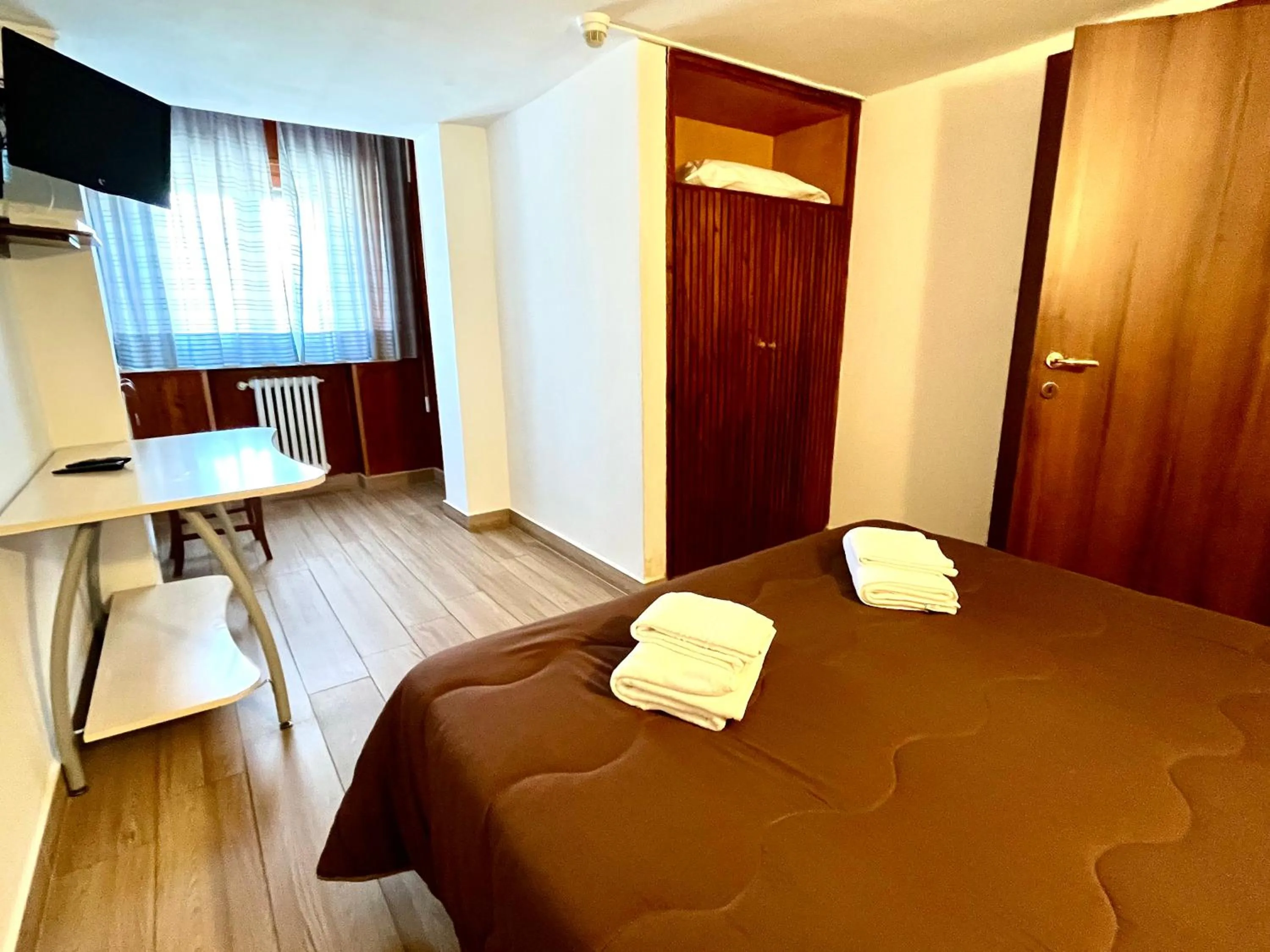 Bed in Hotel Pinguino