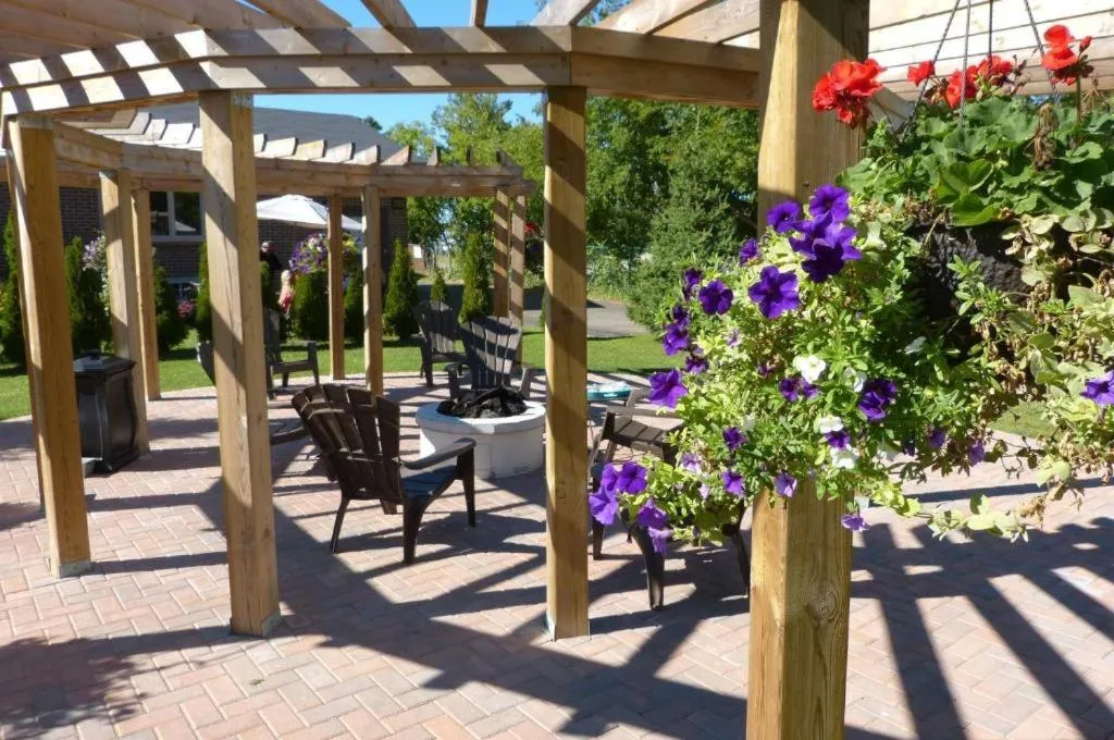 Oasis by the Bay Vacation Suites