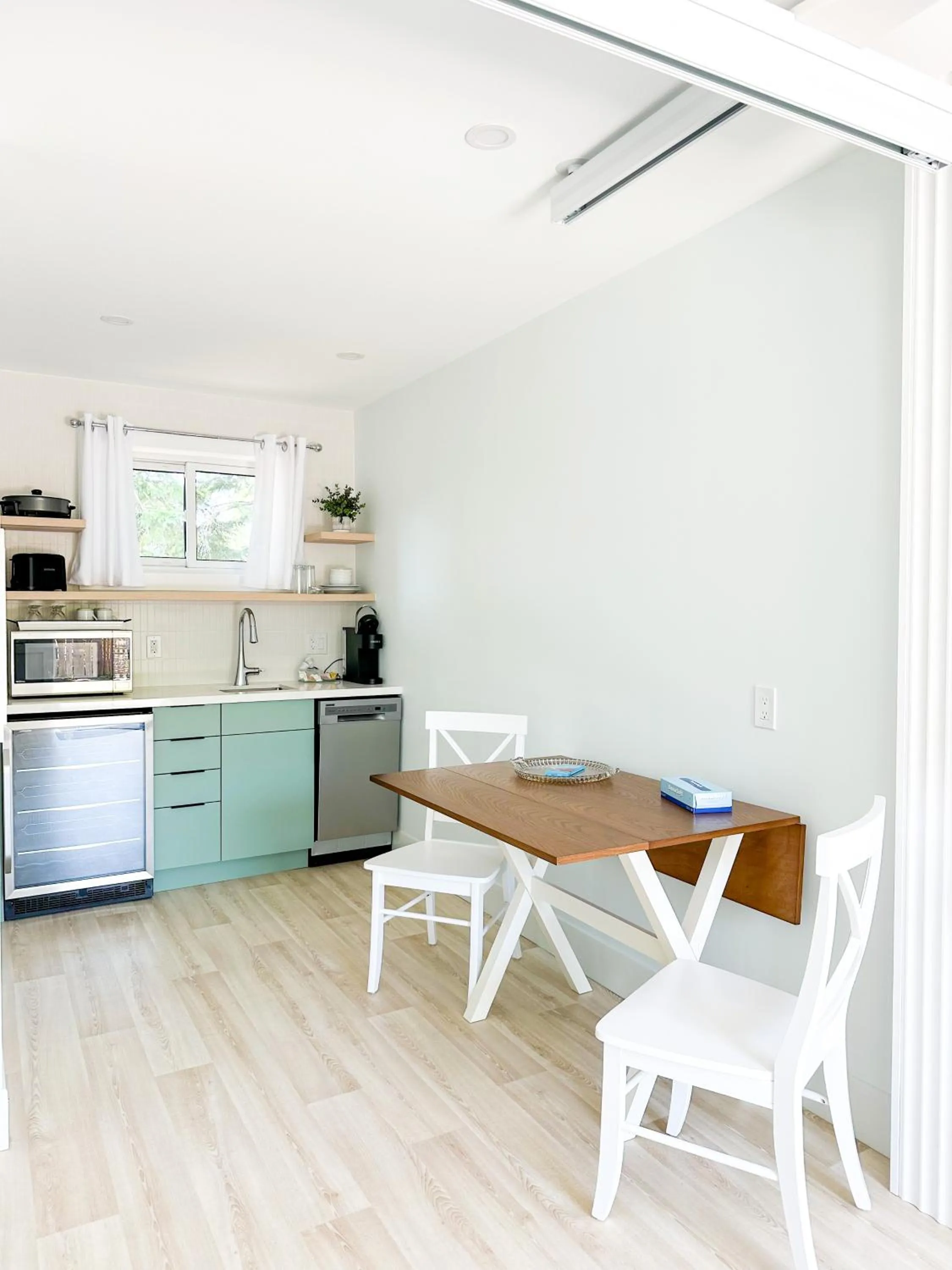 Oasis by the Bay Vacation Suites