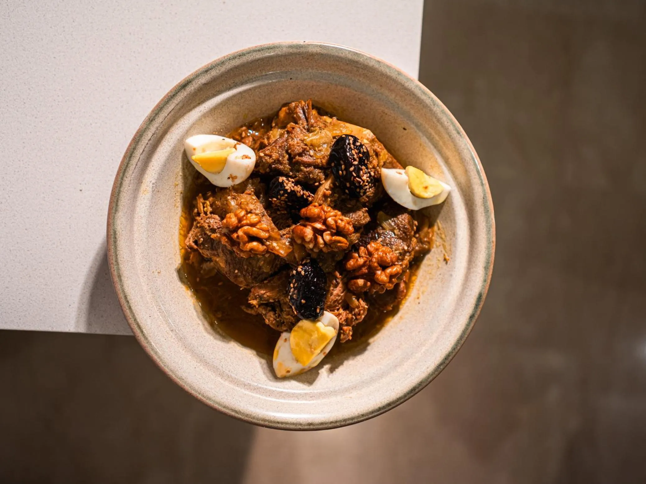 Restaurant/places to eat in Hotel Al Walid