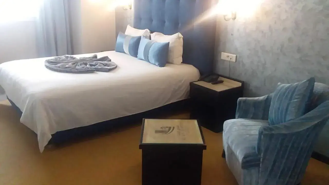 Mini Suite (2 Adults) in Hotel Al Walid Mini Suite (2 Adults) in Hotel Al Walid