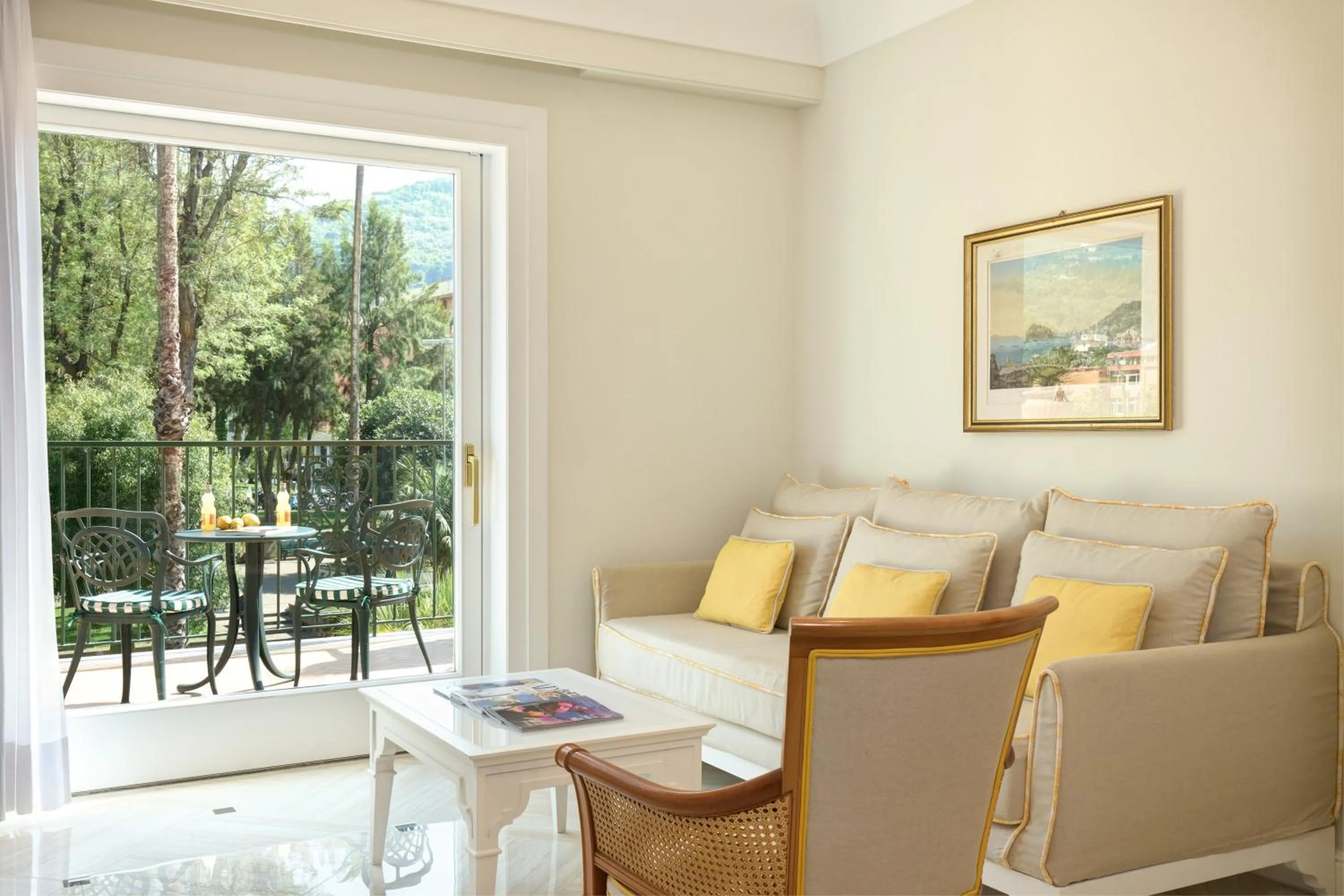 Living room in Grand Hotel Royal