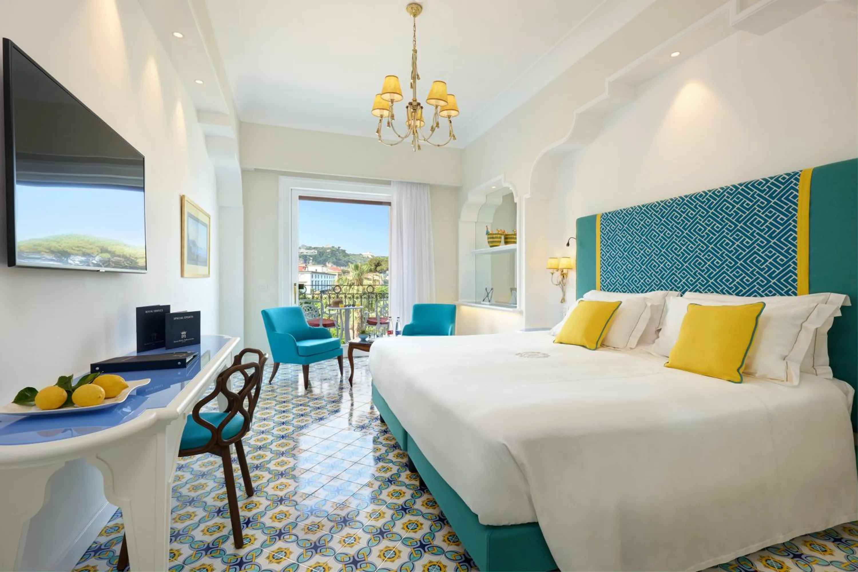 Bed in Grand Hotel Ambasciatori