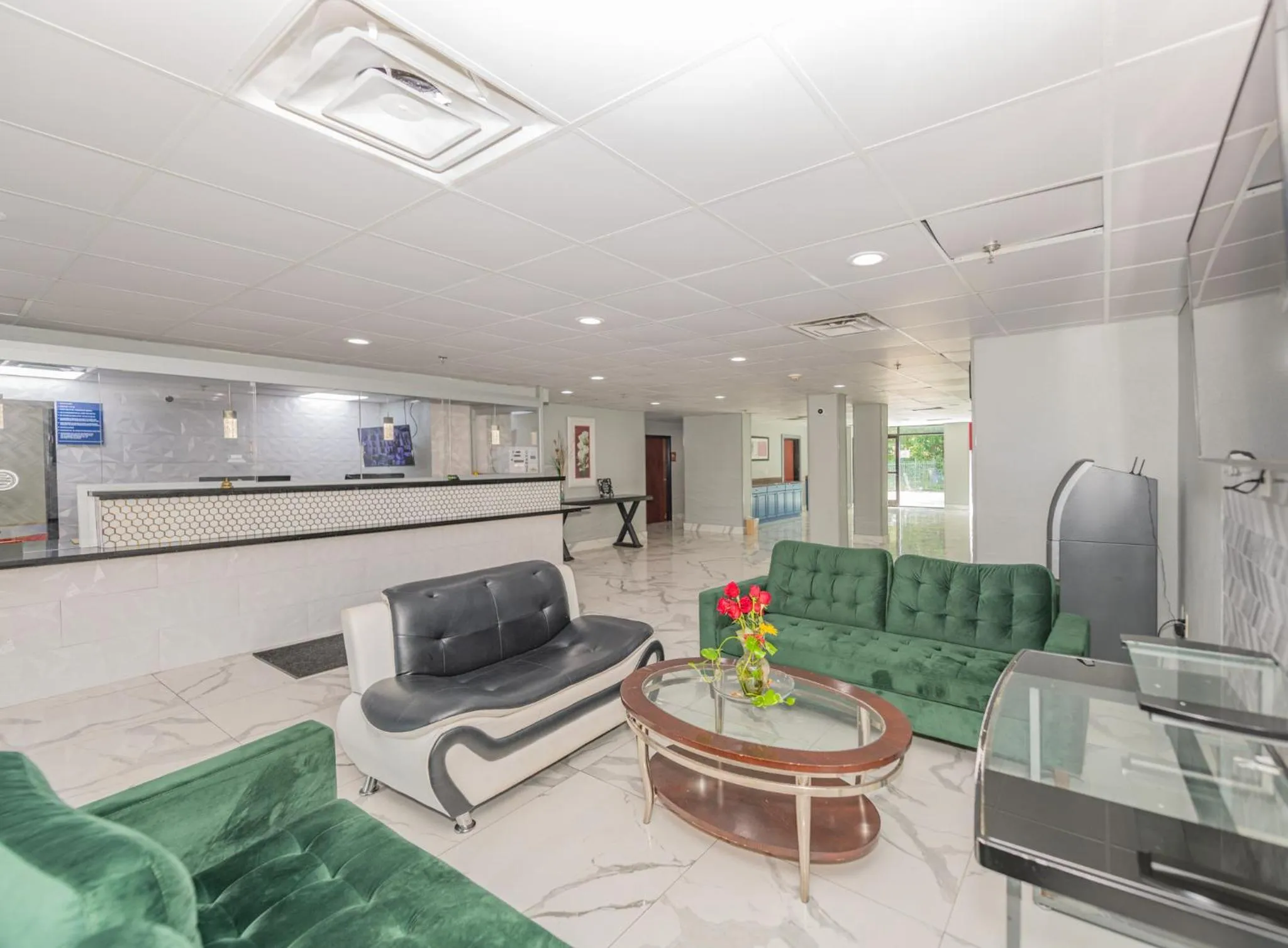 Property building in Jamestown inn & Suites