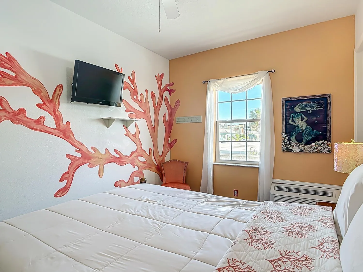 Bedroom, Bed in Inn on the Avenue