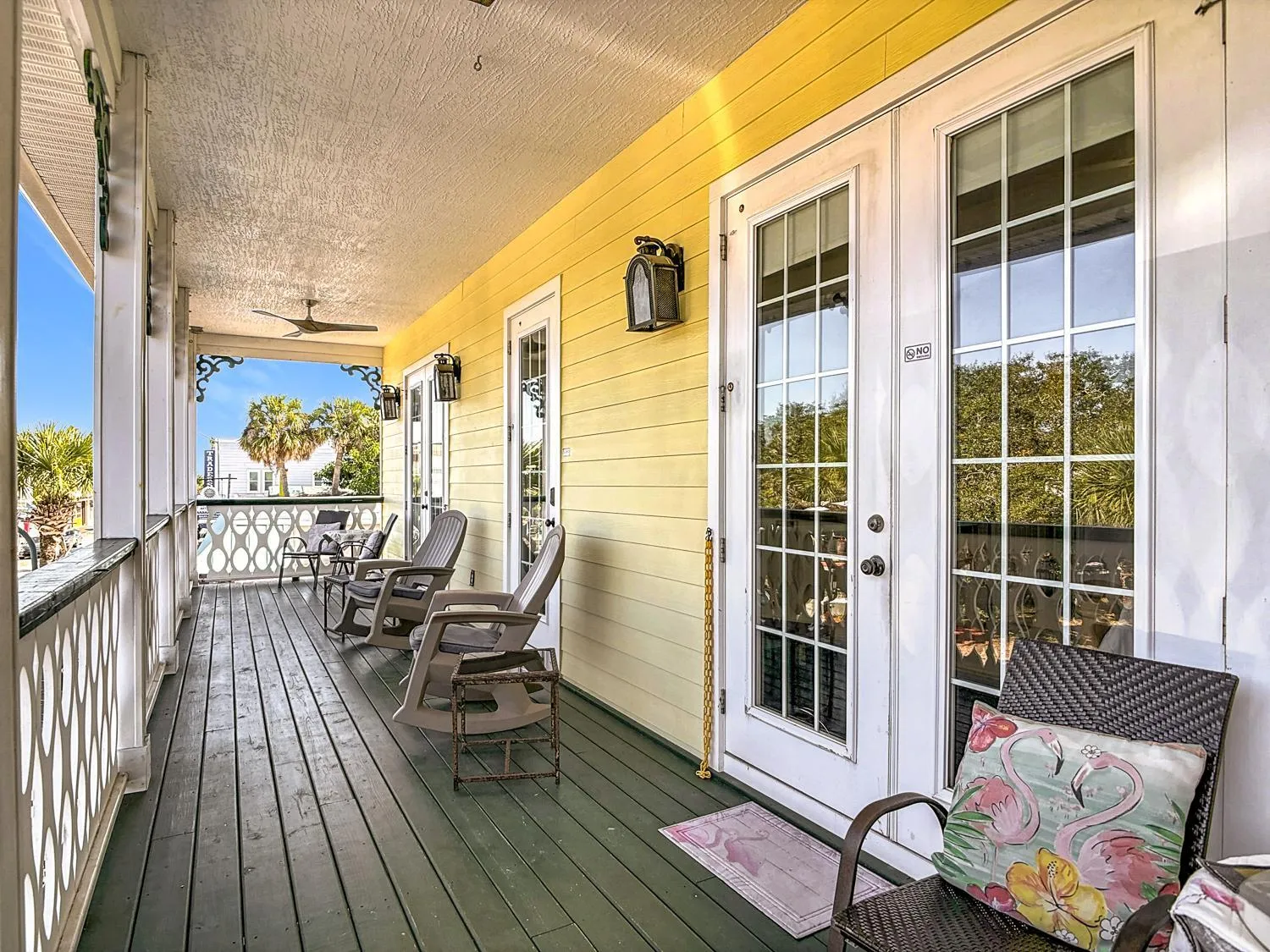 Patio in Inn on the Avenue