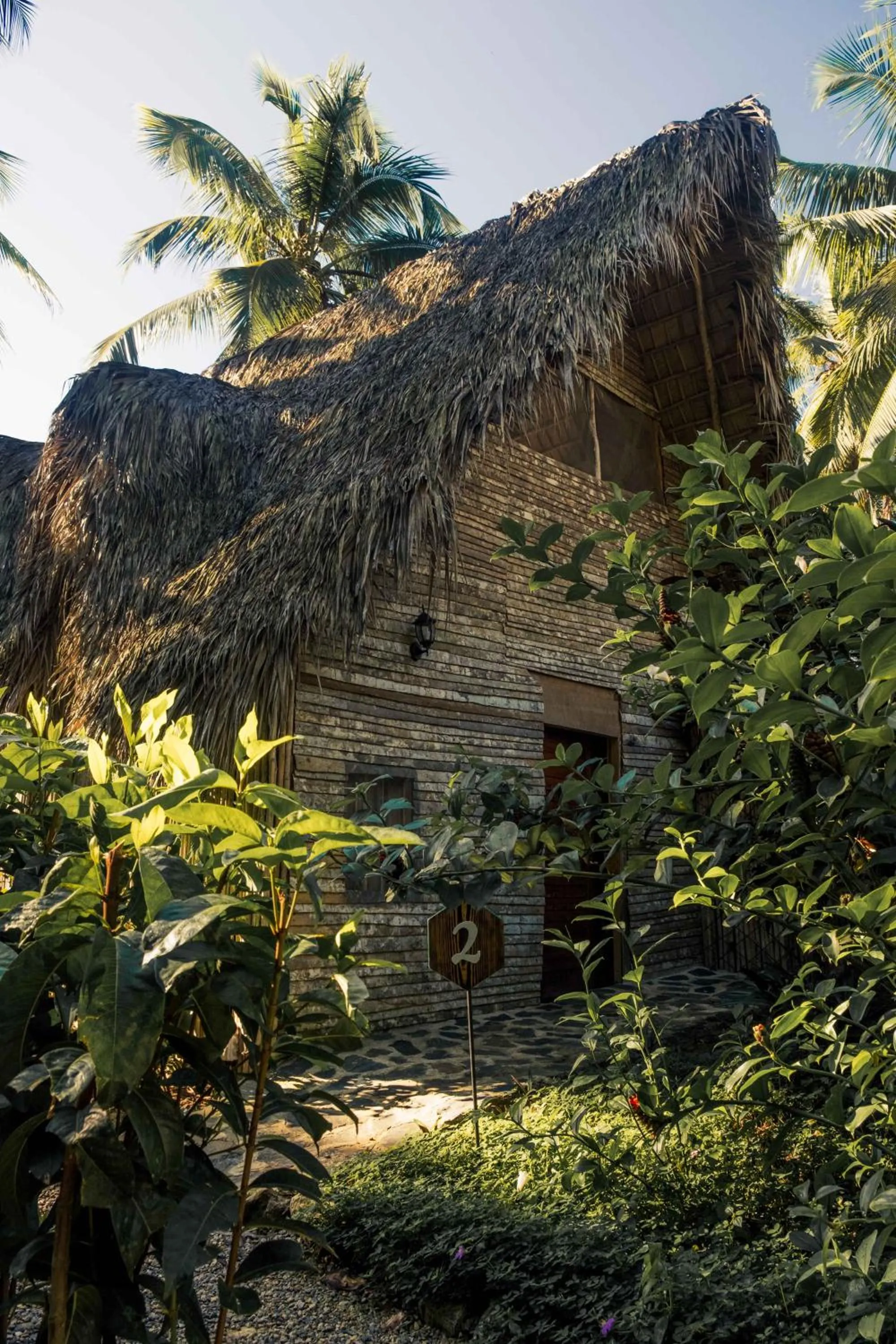 Property building in La Colmena RD