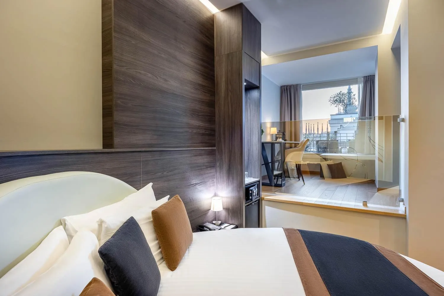 Bed in iH Hotels Milano Ambasciatori