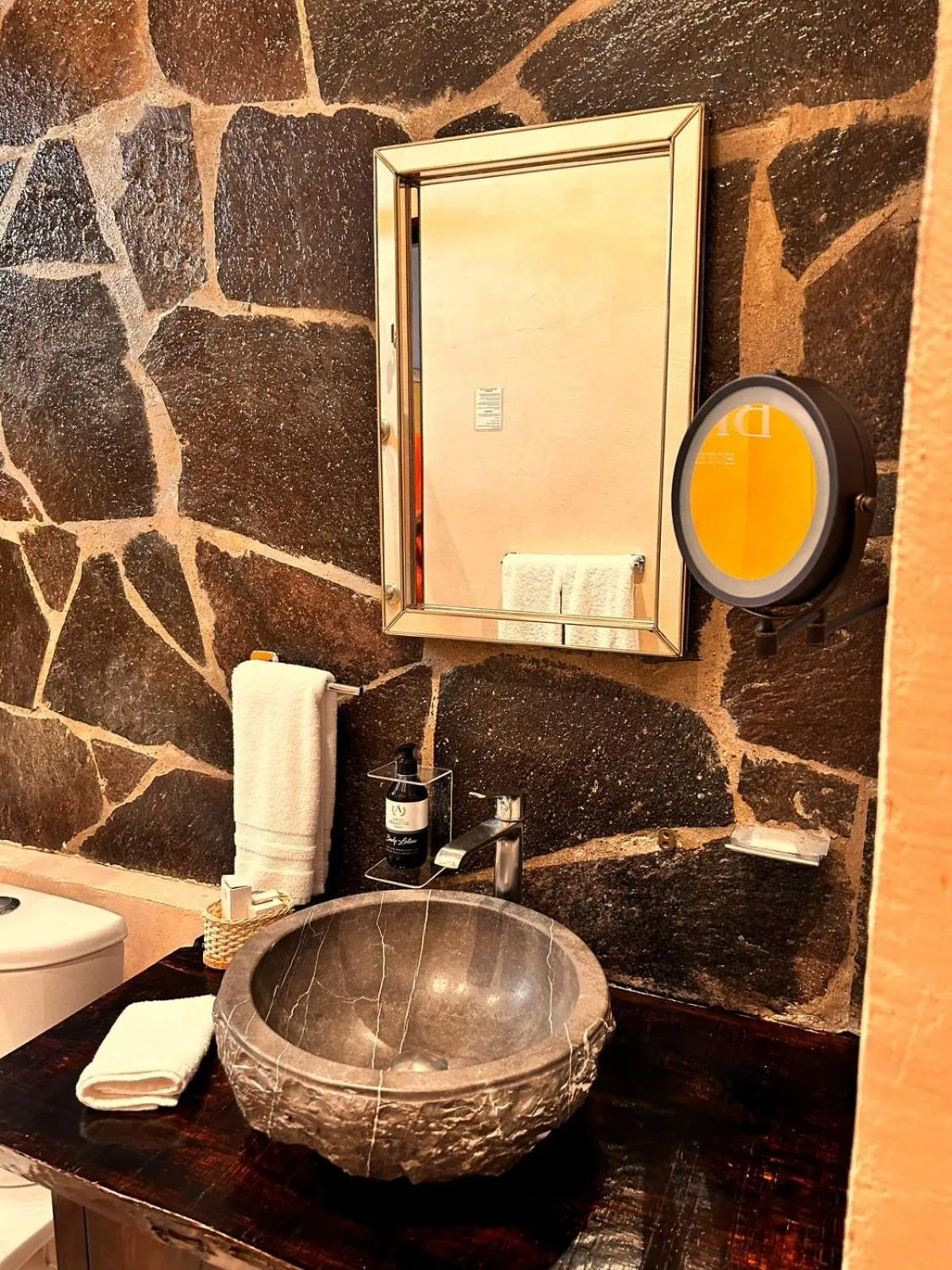 Bito's Hotel Boutique