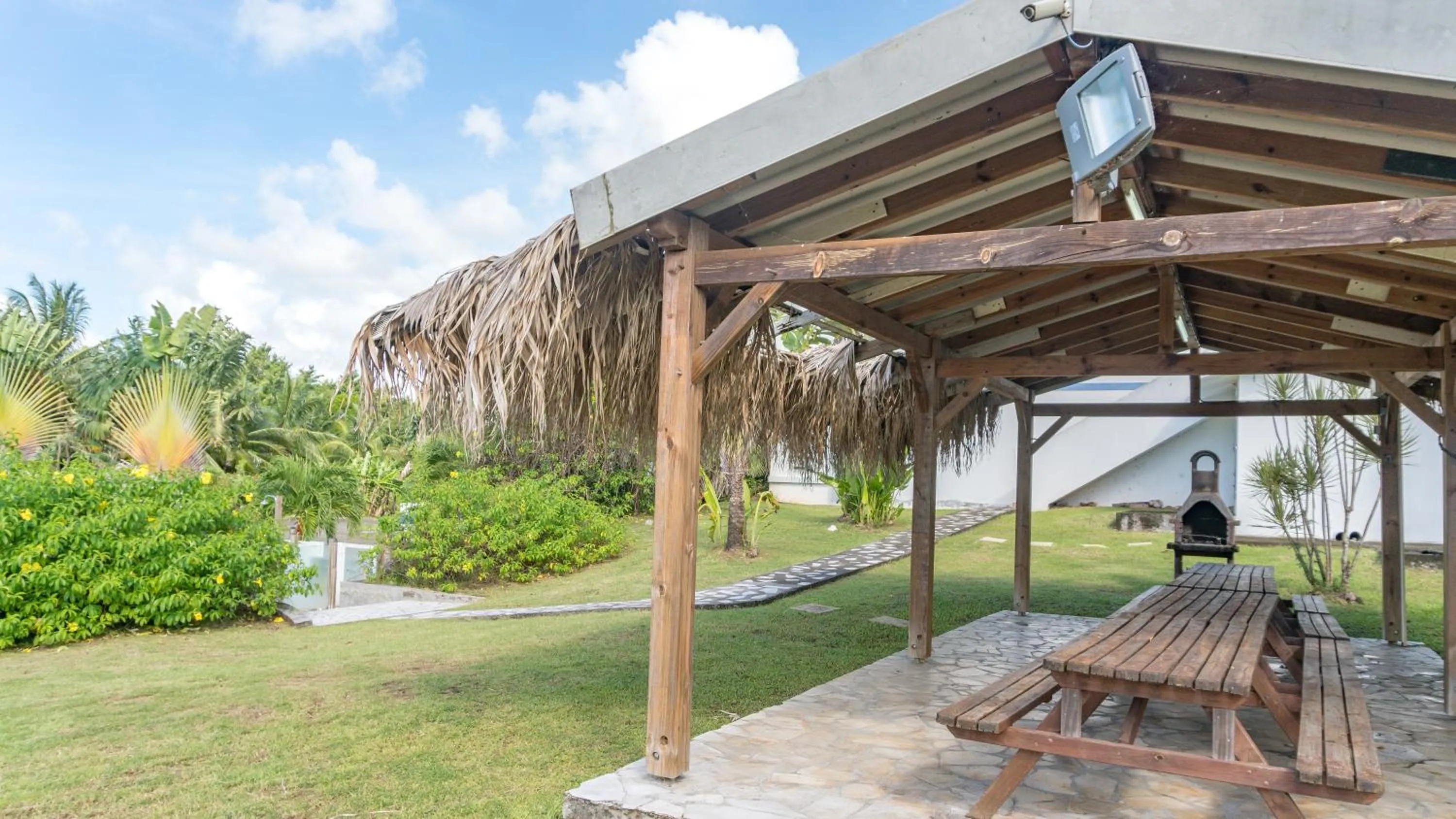 BBQ facilities in Residence Les Cayalines