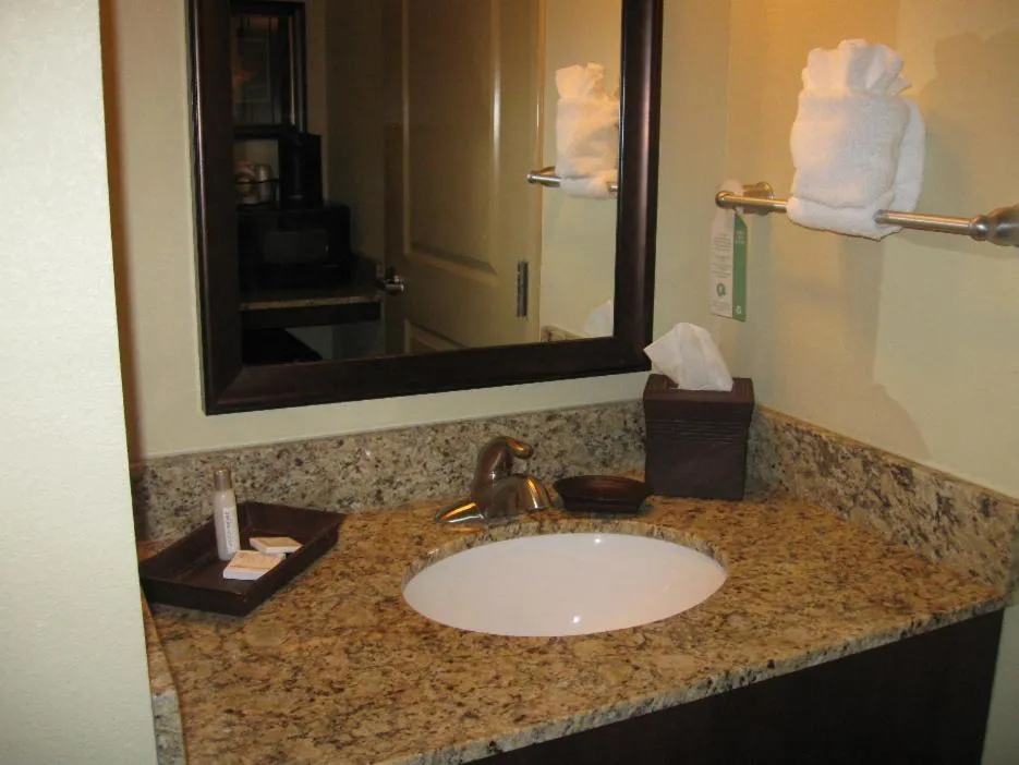 Bathroom in Little Missouri Inn & Suites Watford City