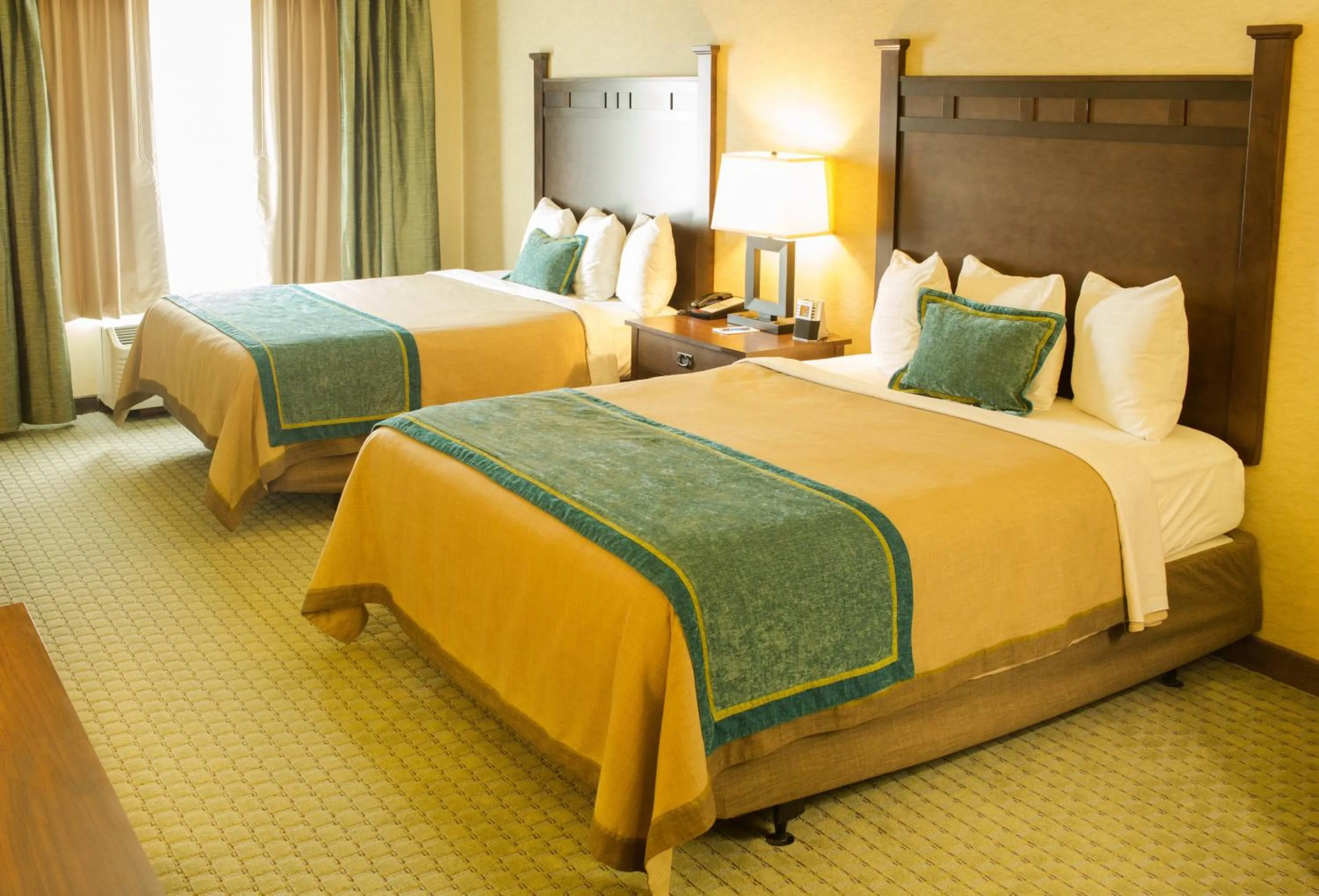 Bed in Little Missouri Inn & Suites Watford City