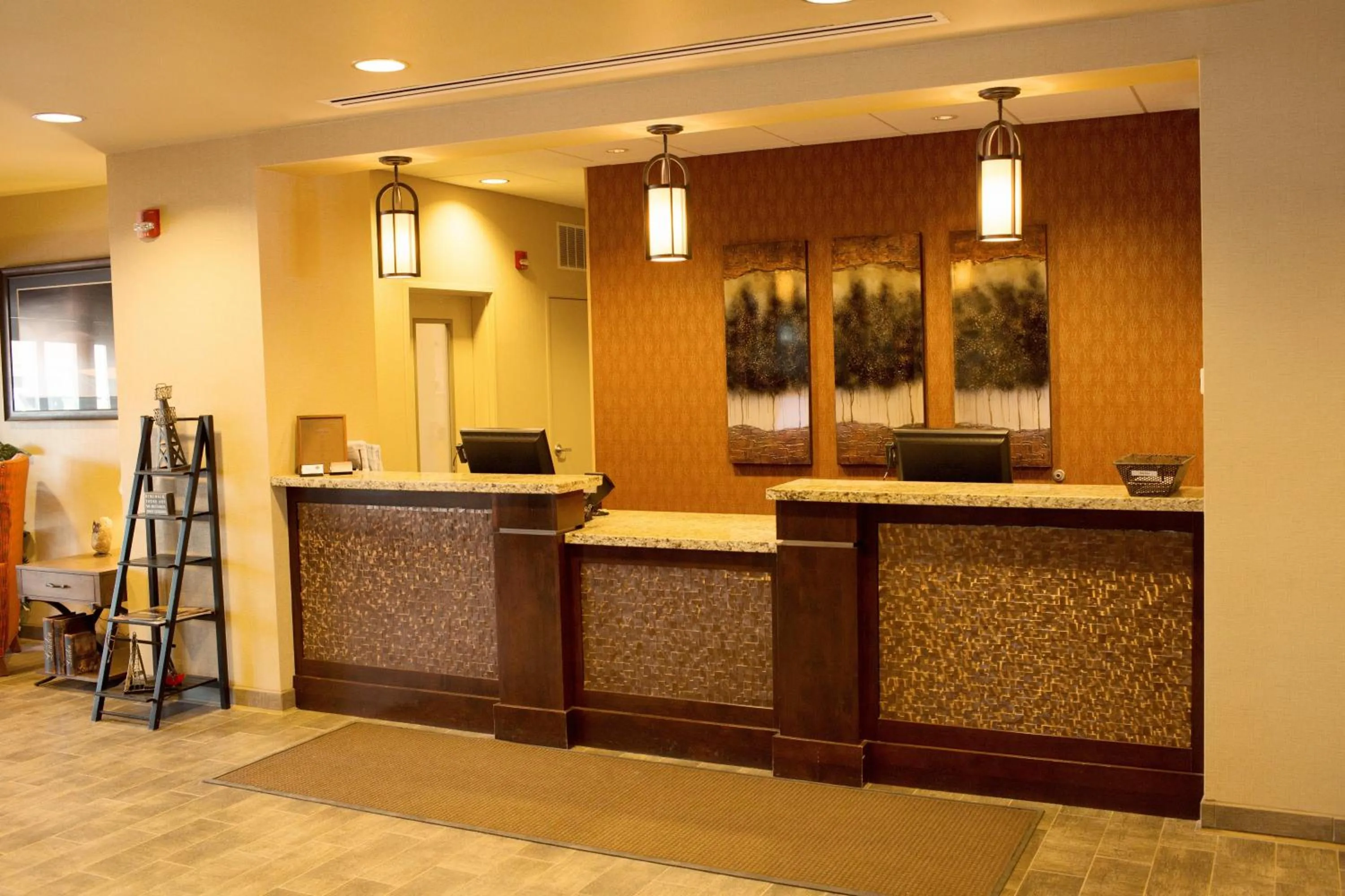 Lobby or reception in Little Missouri Inn & Suites Watford City