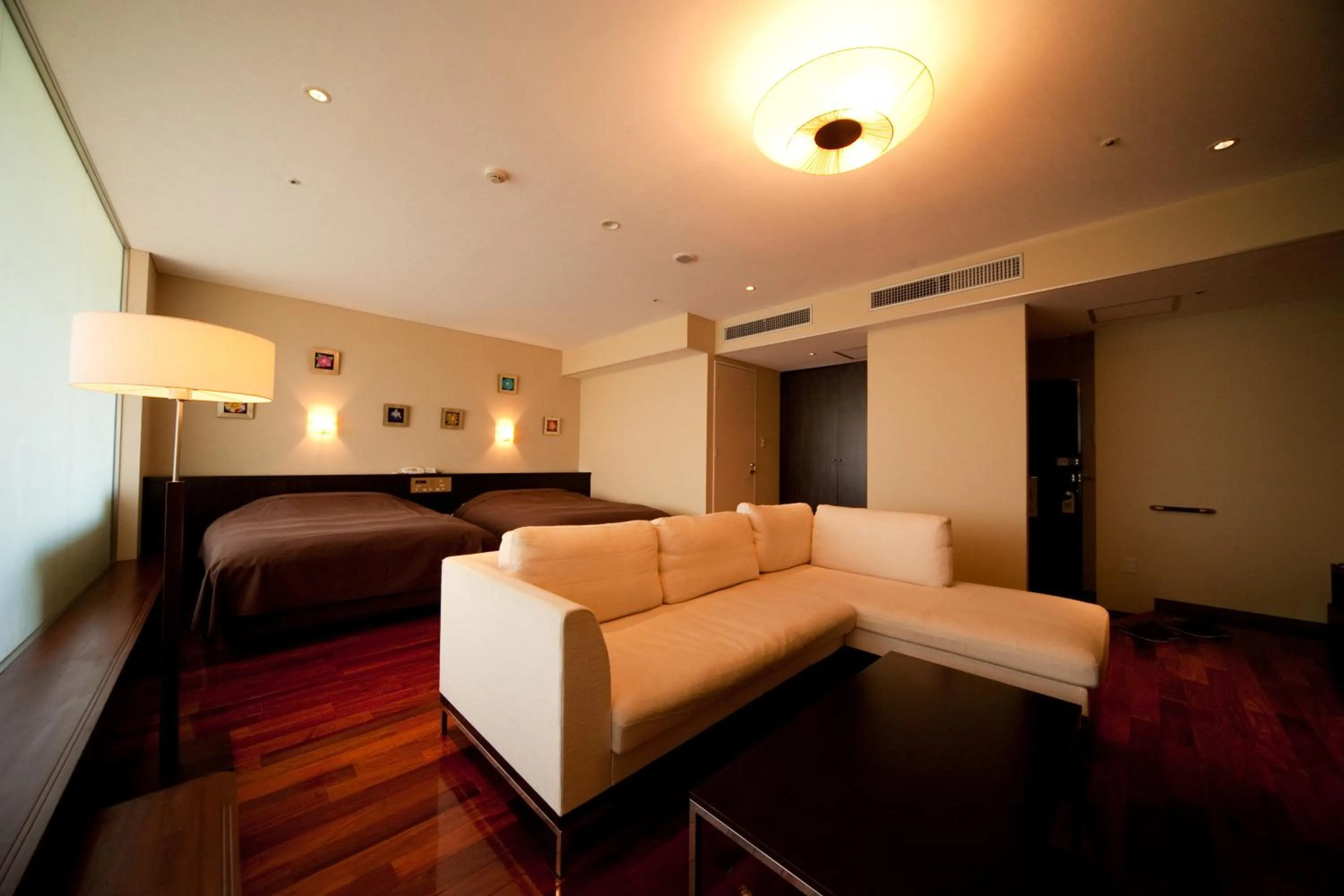 Photo of the whole room, Bed in Kikunan Onsen Yubel Hotel