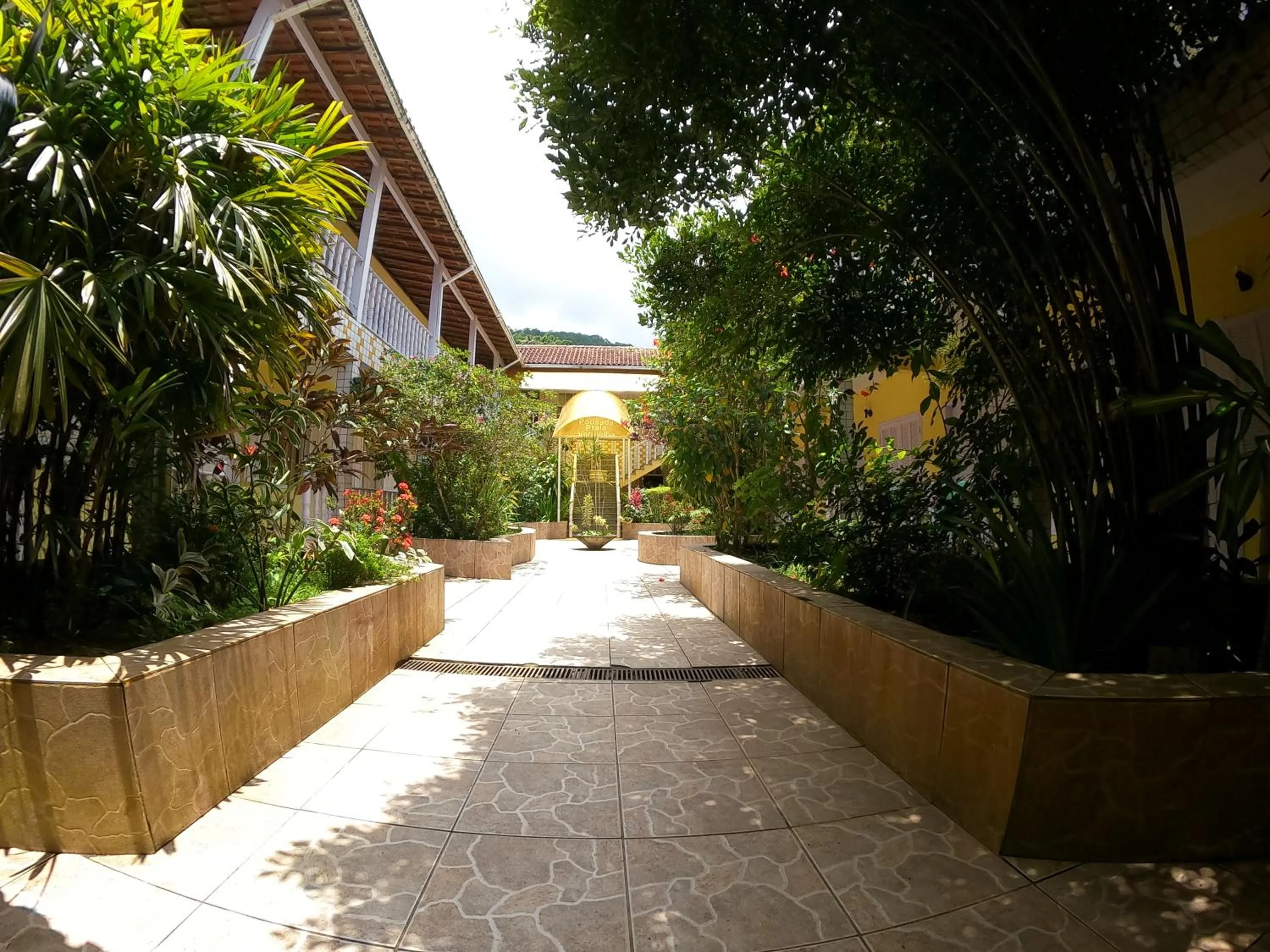 Garden in Pousada Frezza Mergulho