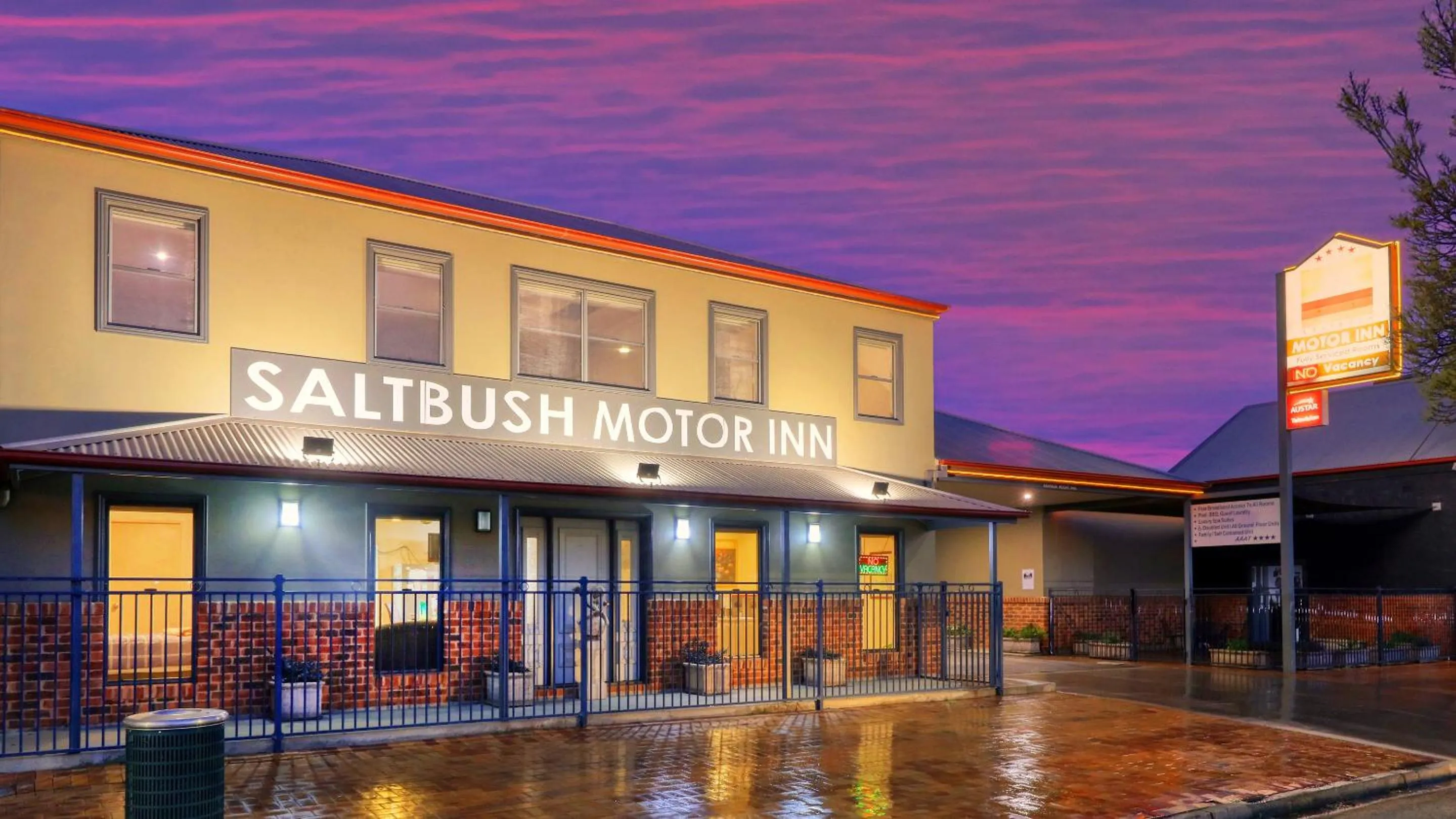 Property building in The Saltbush Motor Inn