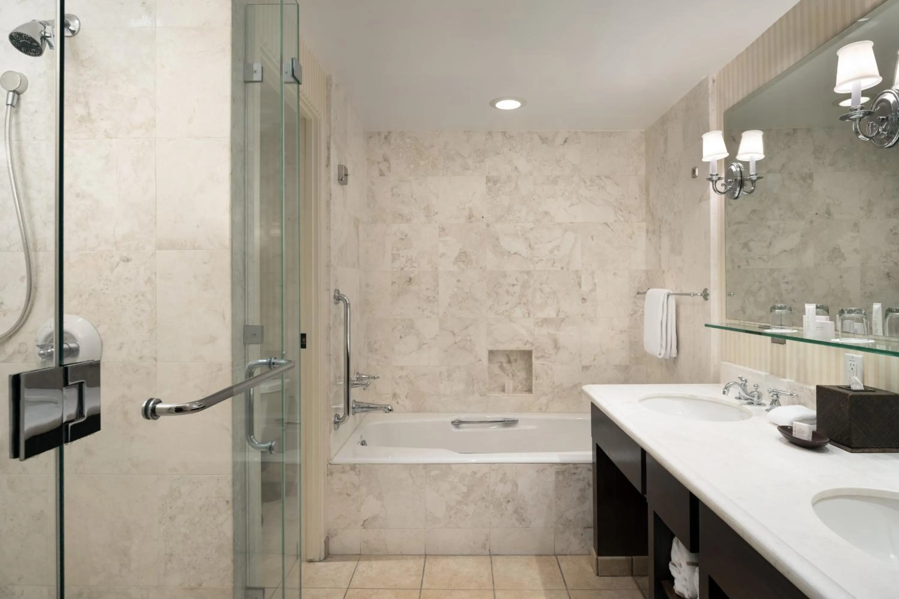 Bathroom in La Casa Del Zorro Resort & Spa