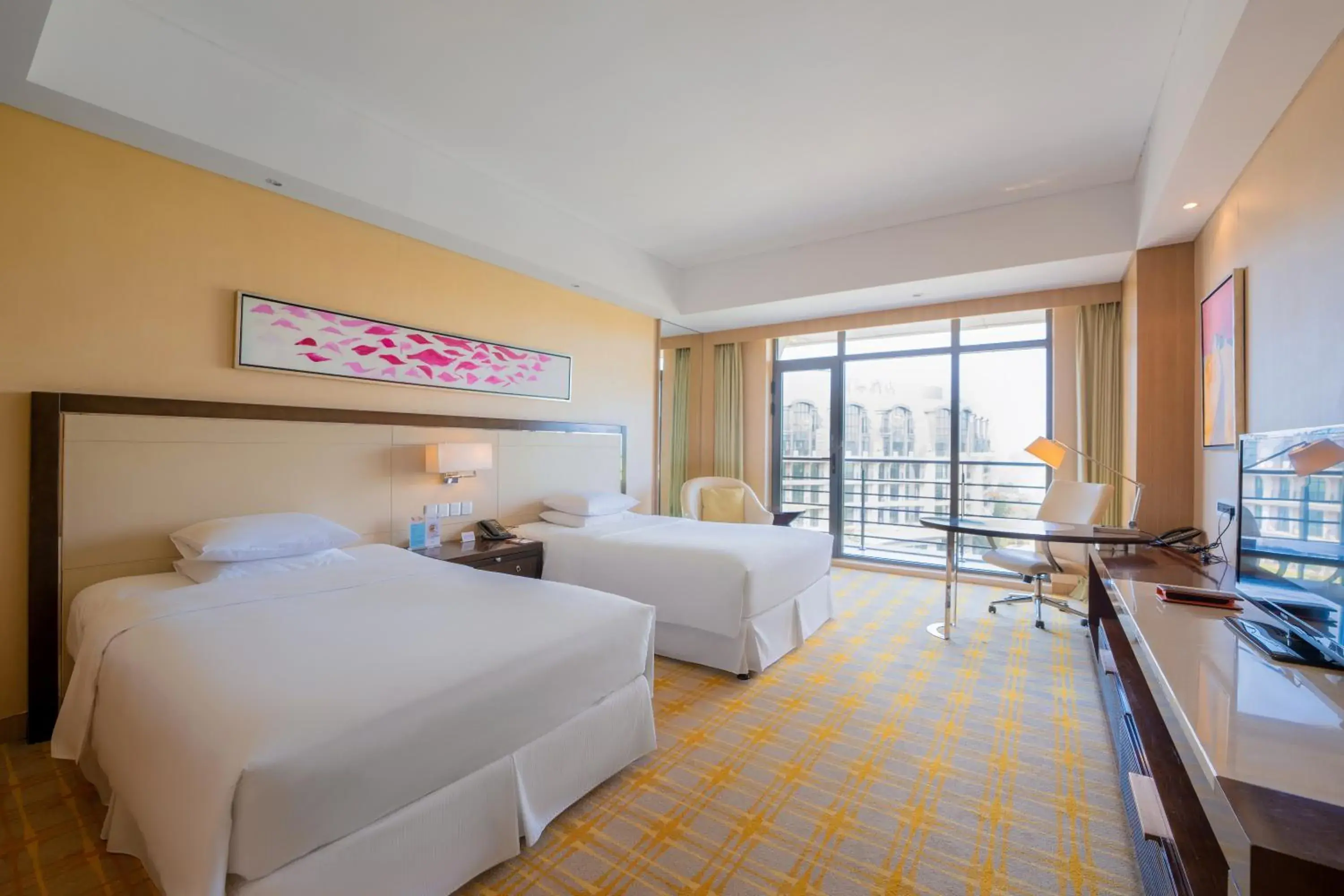 Deluxe, Guest room, 2 Double in Sheraton Qinhuangdao Beidaihe Hotel Deluxe, Guest room, 2 Double in Sheraton Qinhuangdao Beidaihe Hotel