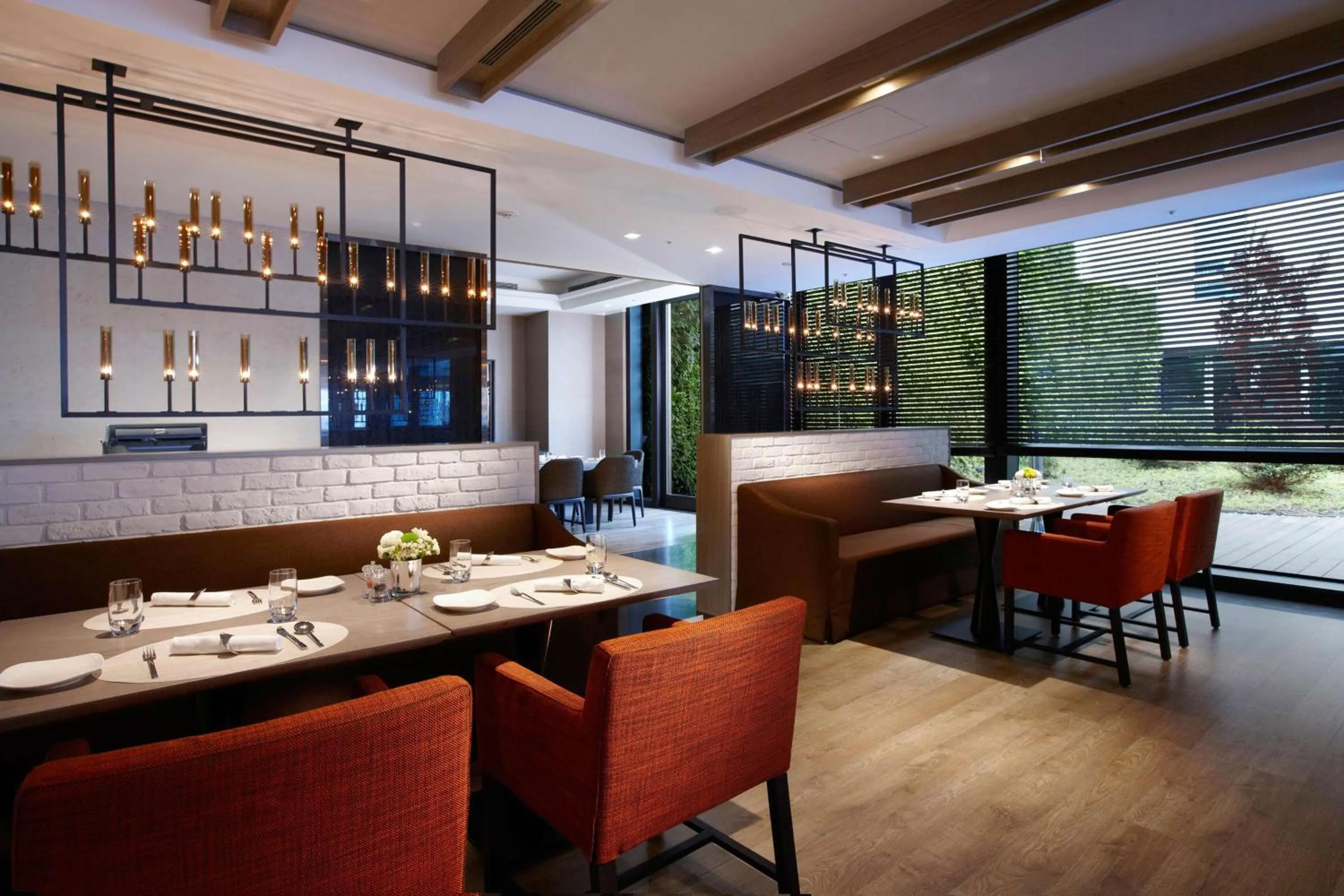 Restaurant/places to eat in Humble House Taipei, Curio Collection by Hilton