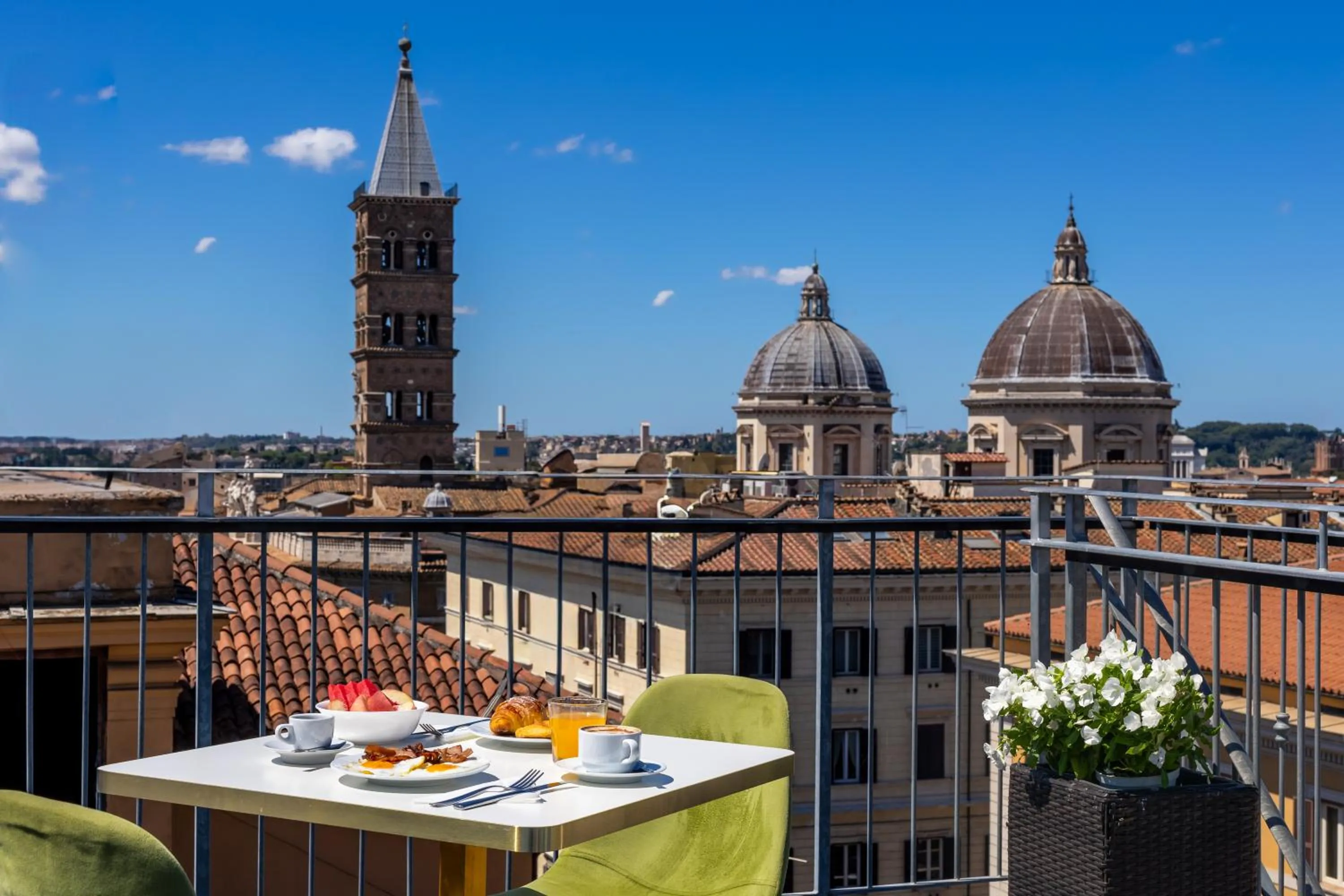 Nearby landmark in Hotel Palladium Palace