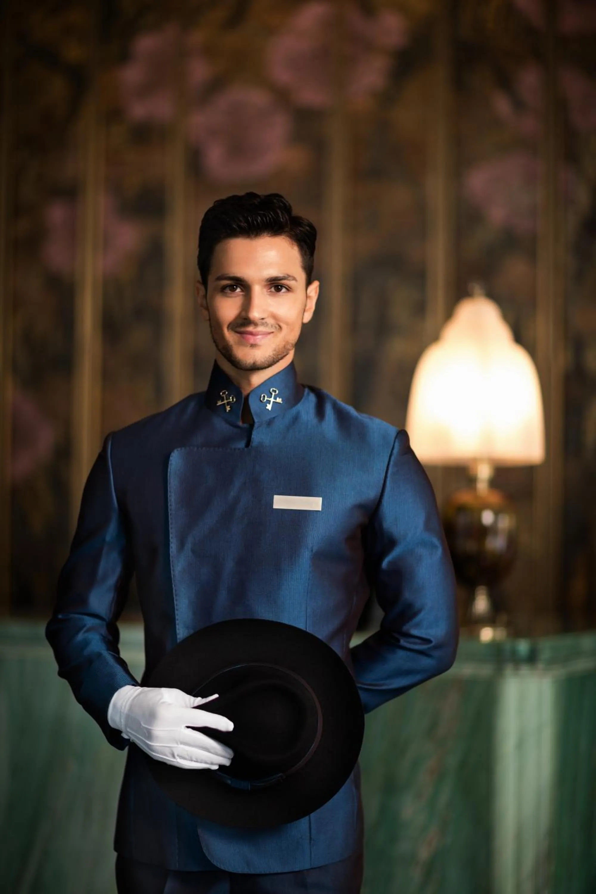 Staff in Wanda Reign Wuhan