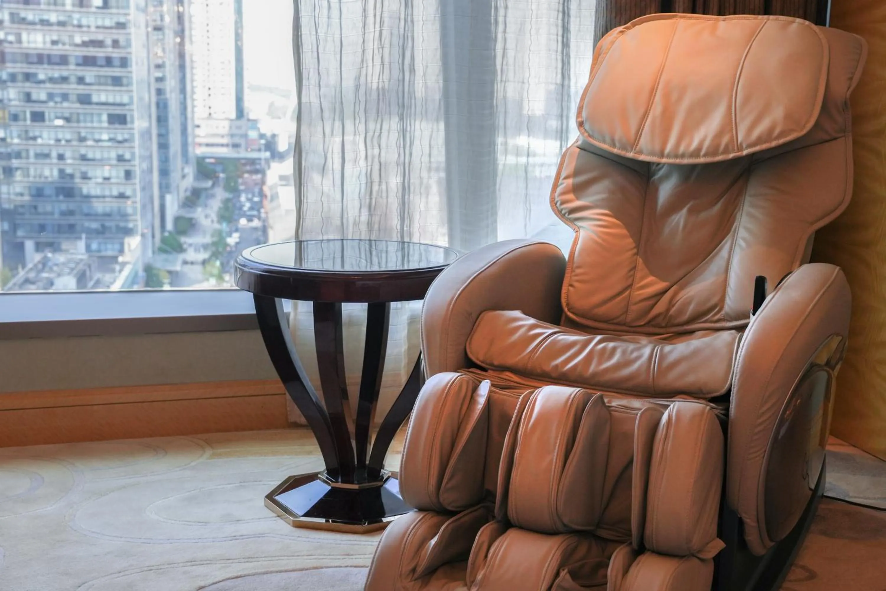 Seating area in Wanda Reign Wuhan