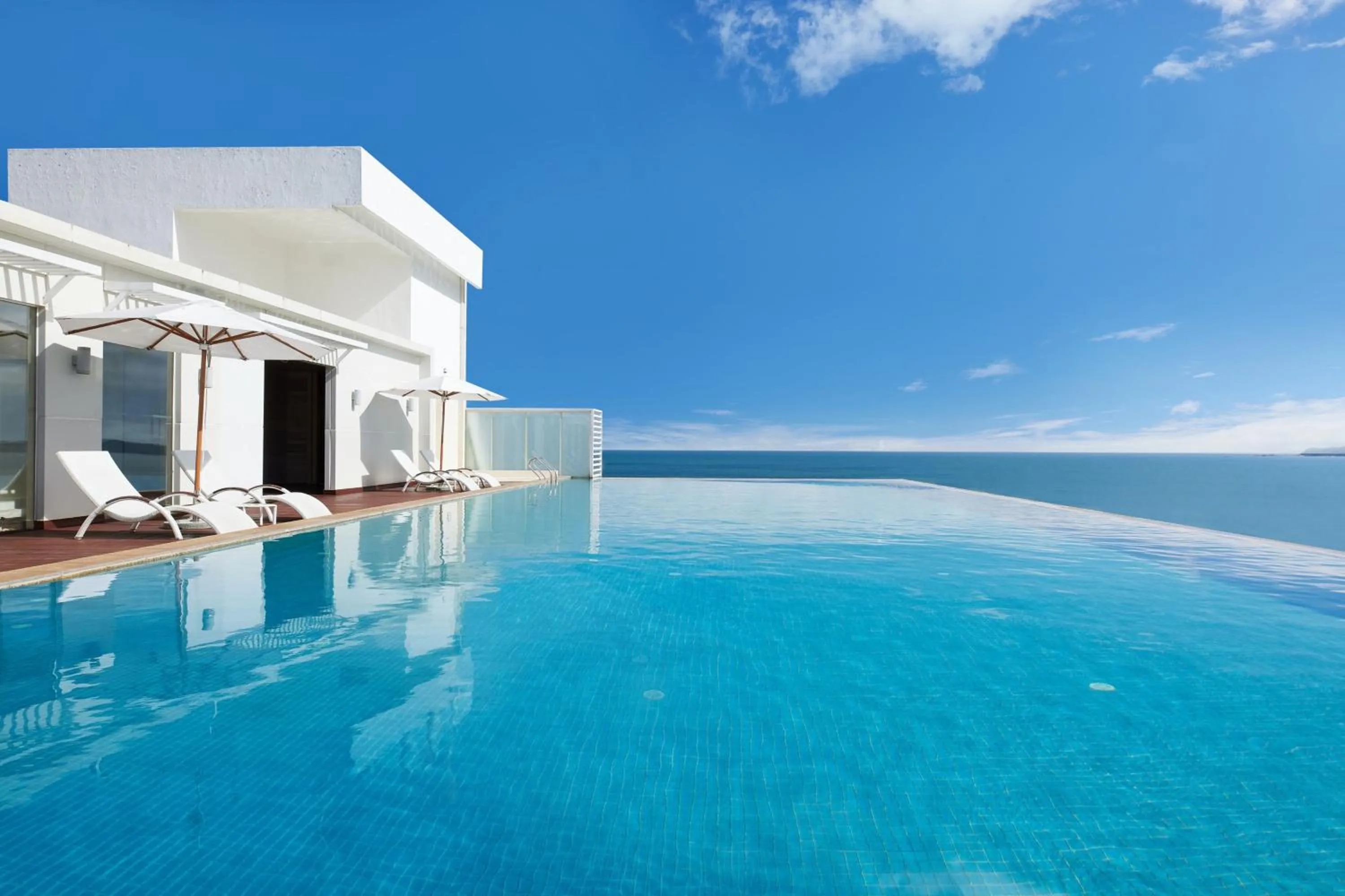Swimming pool in The Westin Sanya Haitang Bay Resort