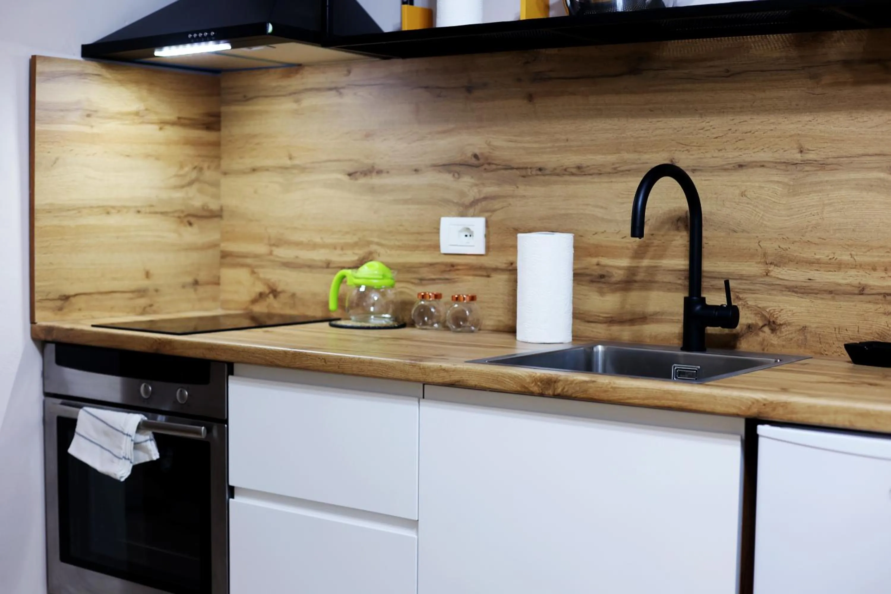 Kitchen or kitchenette in Atomium apartments