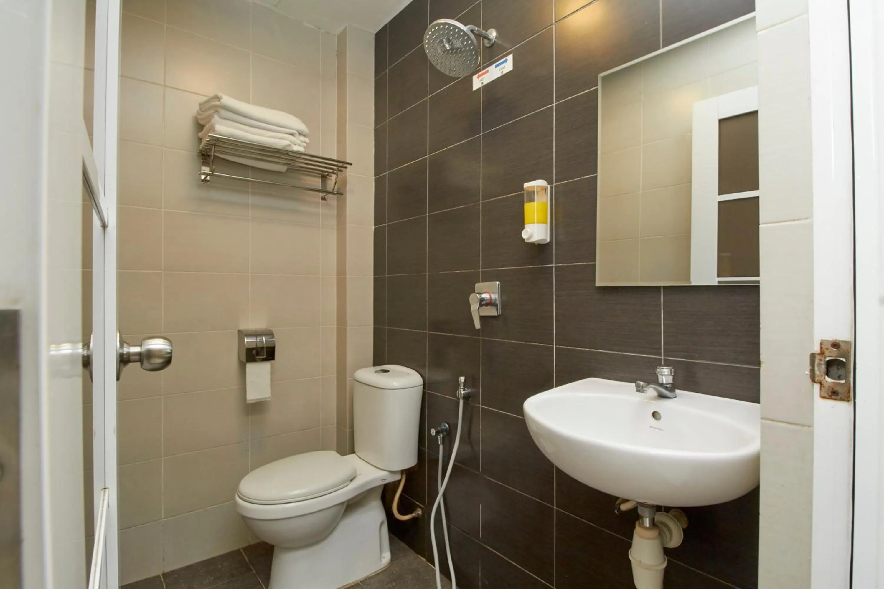 Bathroom in Kepong Hotel