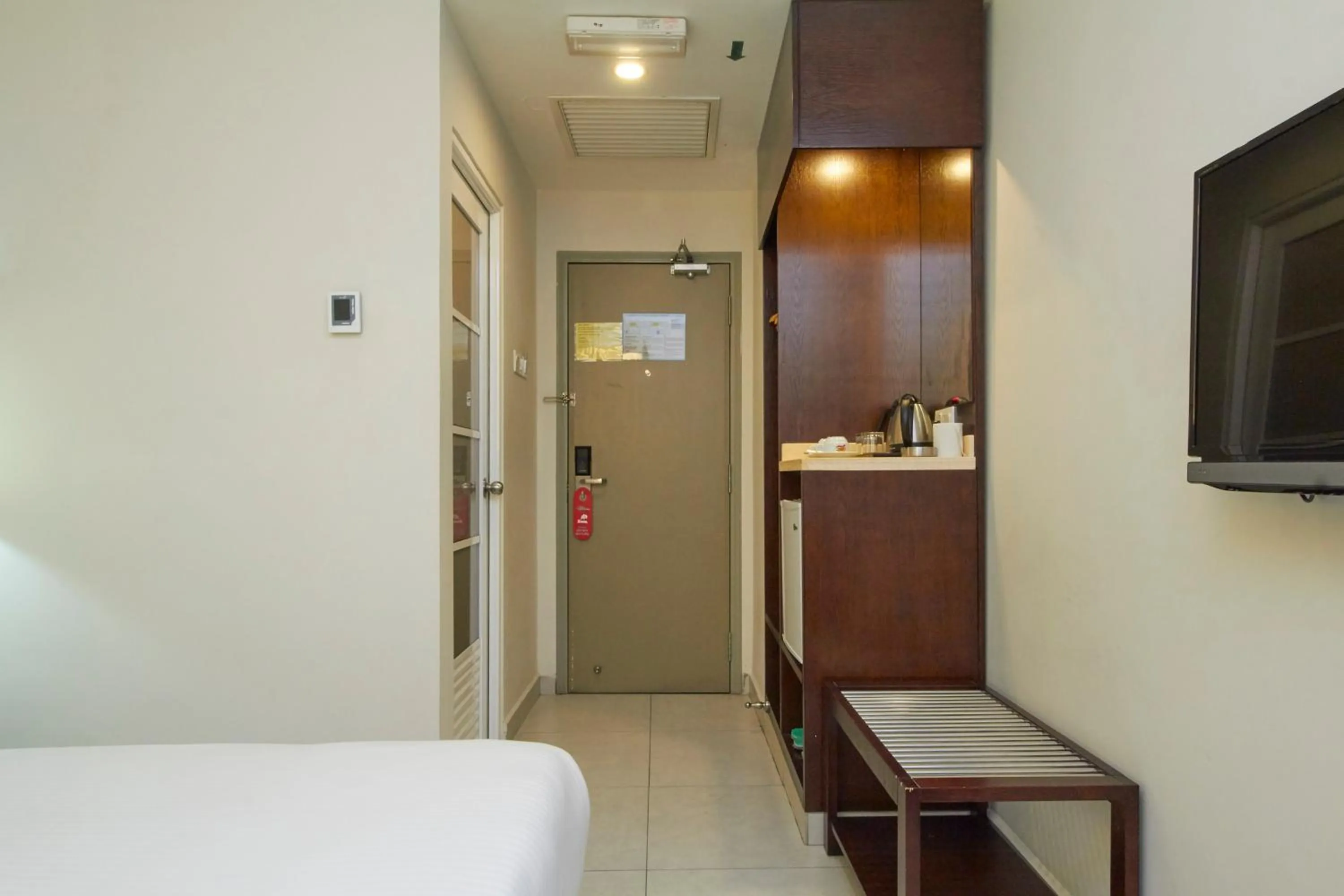 Bedroom, Bed in Kepong Hotel