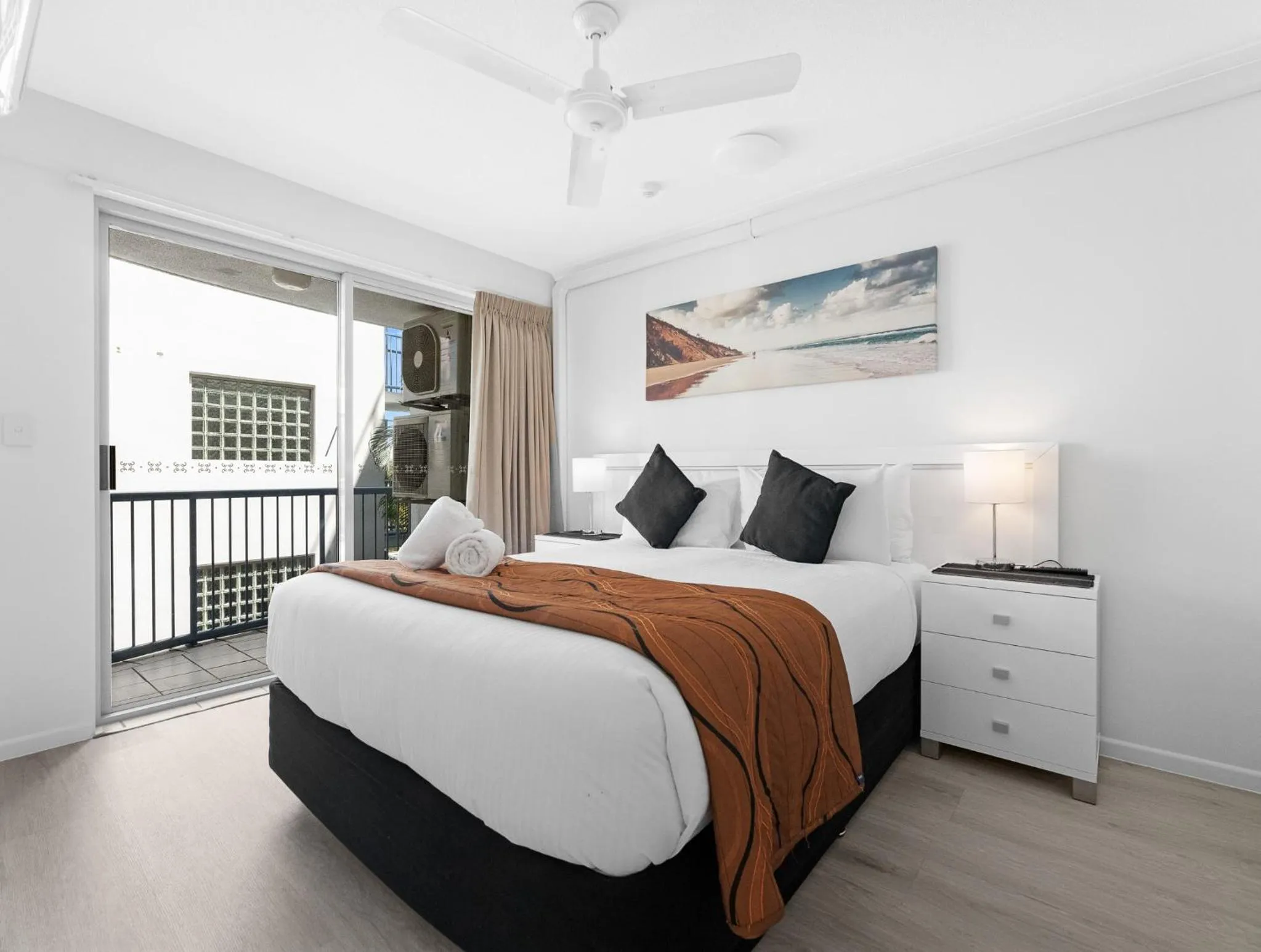 Bedroom, Bed in Riviera Resort