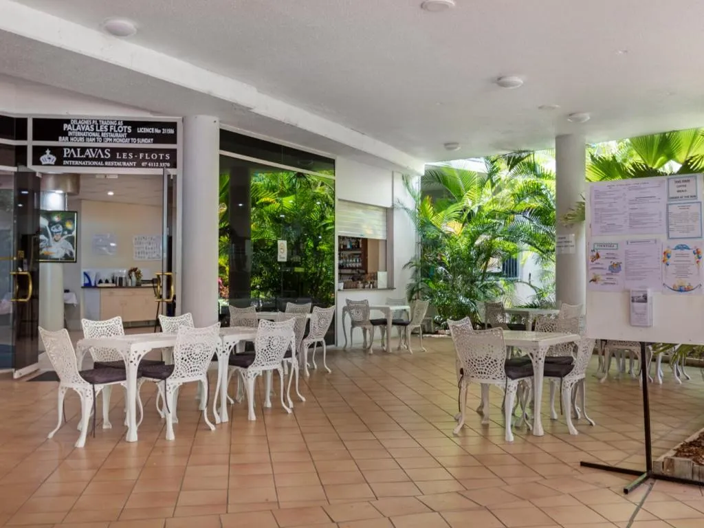 Restaurant/places to eat in Riviera Resort