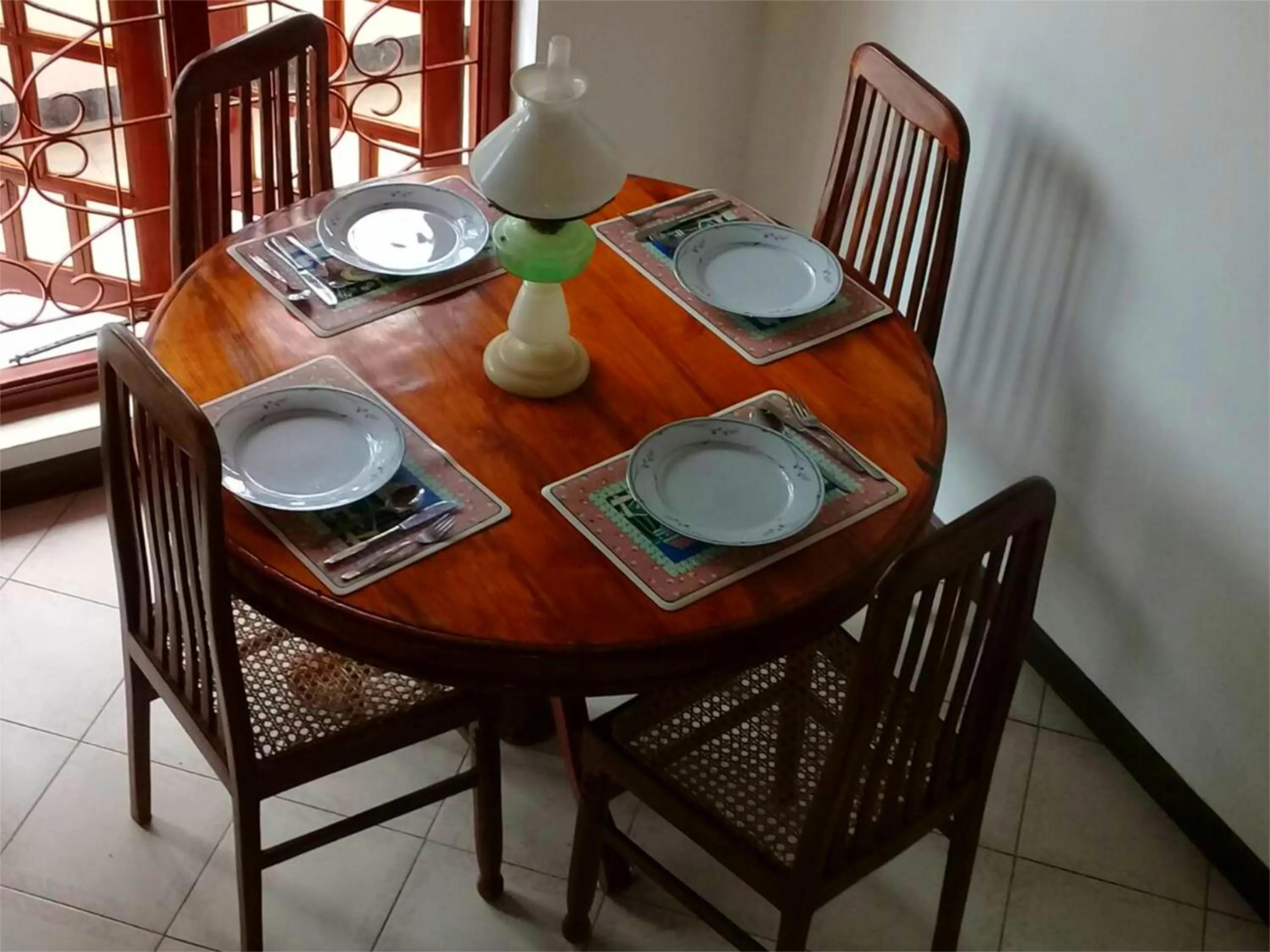 Restaurant/places to eat in Chaya Villa Guest House