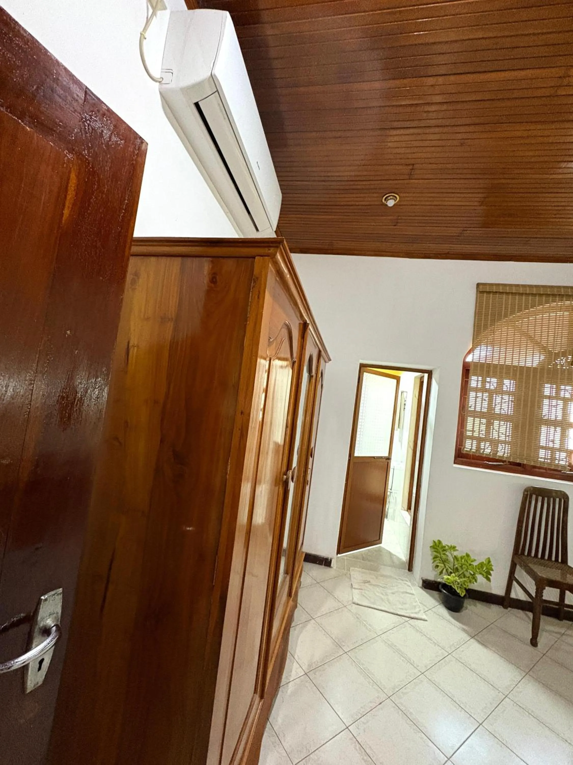 wardrobe in Chaya Villa Guest House