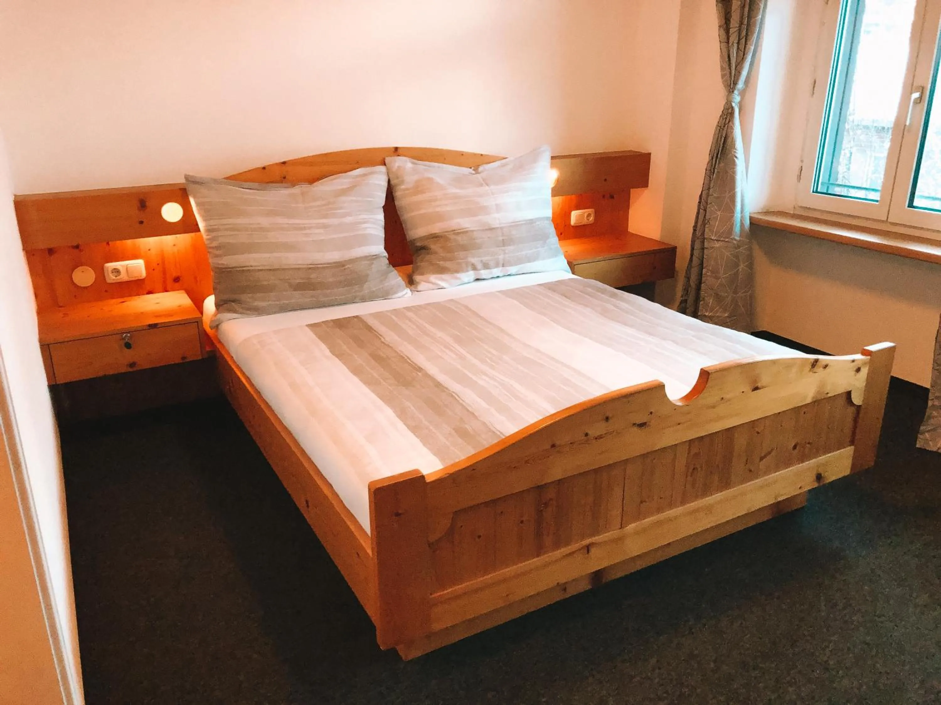 Bed in Green Natural Motel