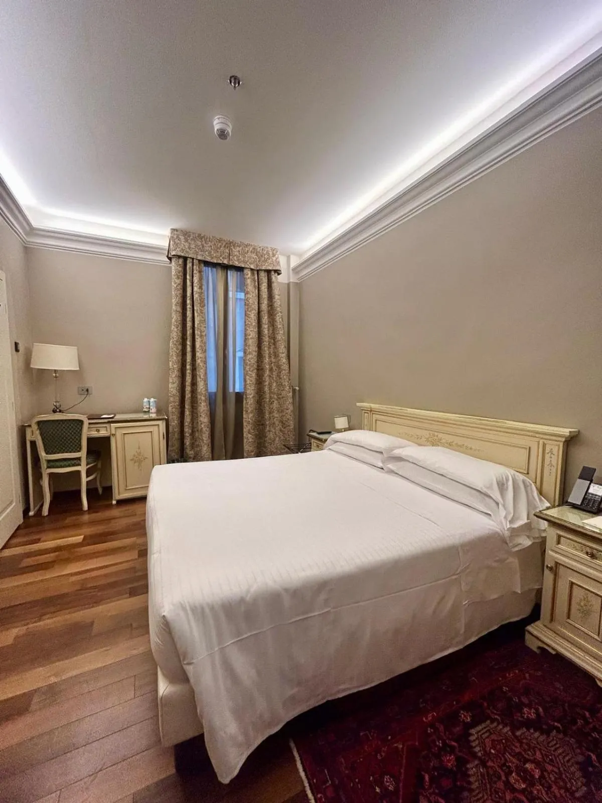 Bed in Albergo Cavalletto & Doge Orseolo